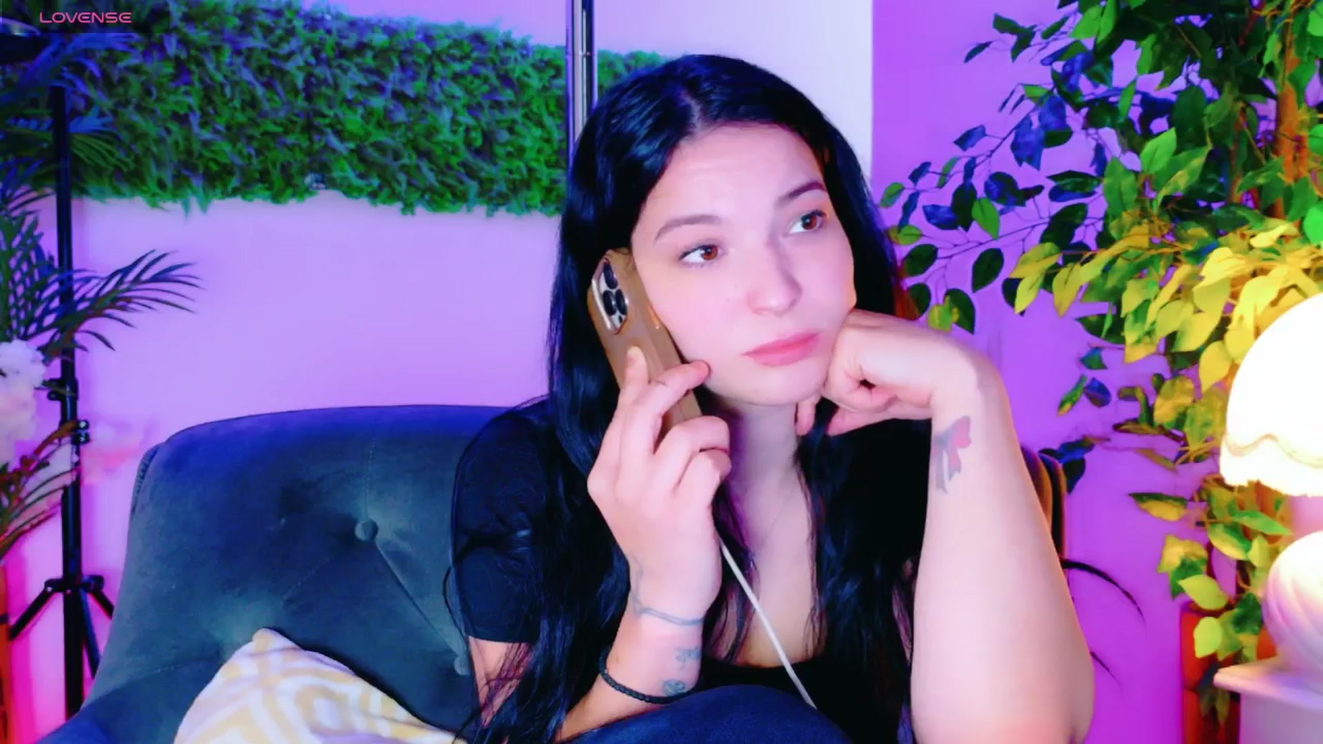 Gallery image thumbnail from IchTahira's myfreecams stream on, 12/15/2025, 10:54 image 7 of 20