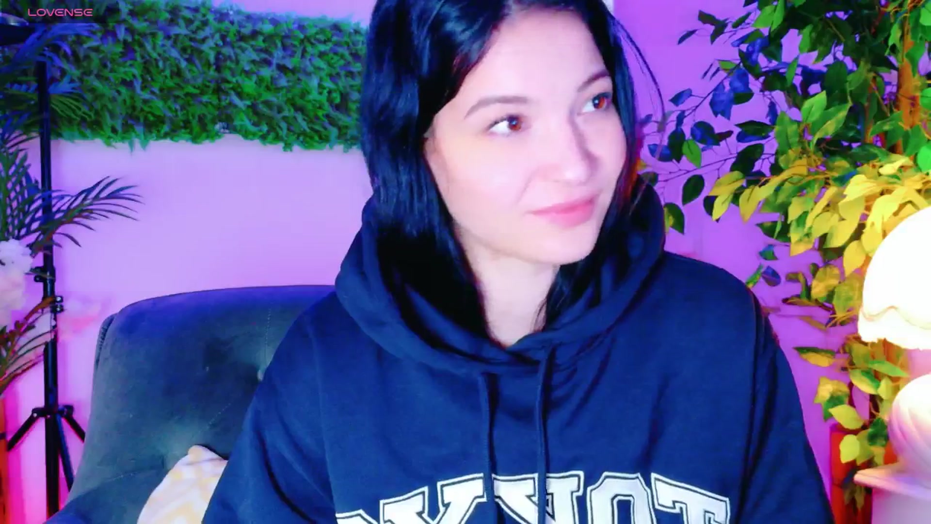 Gallery image thumbnail from IchTahira's myfreecams stream on, 12/15/2025, 10:54 image 12 of 20