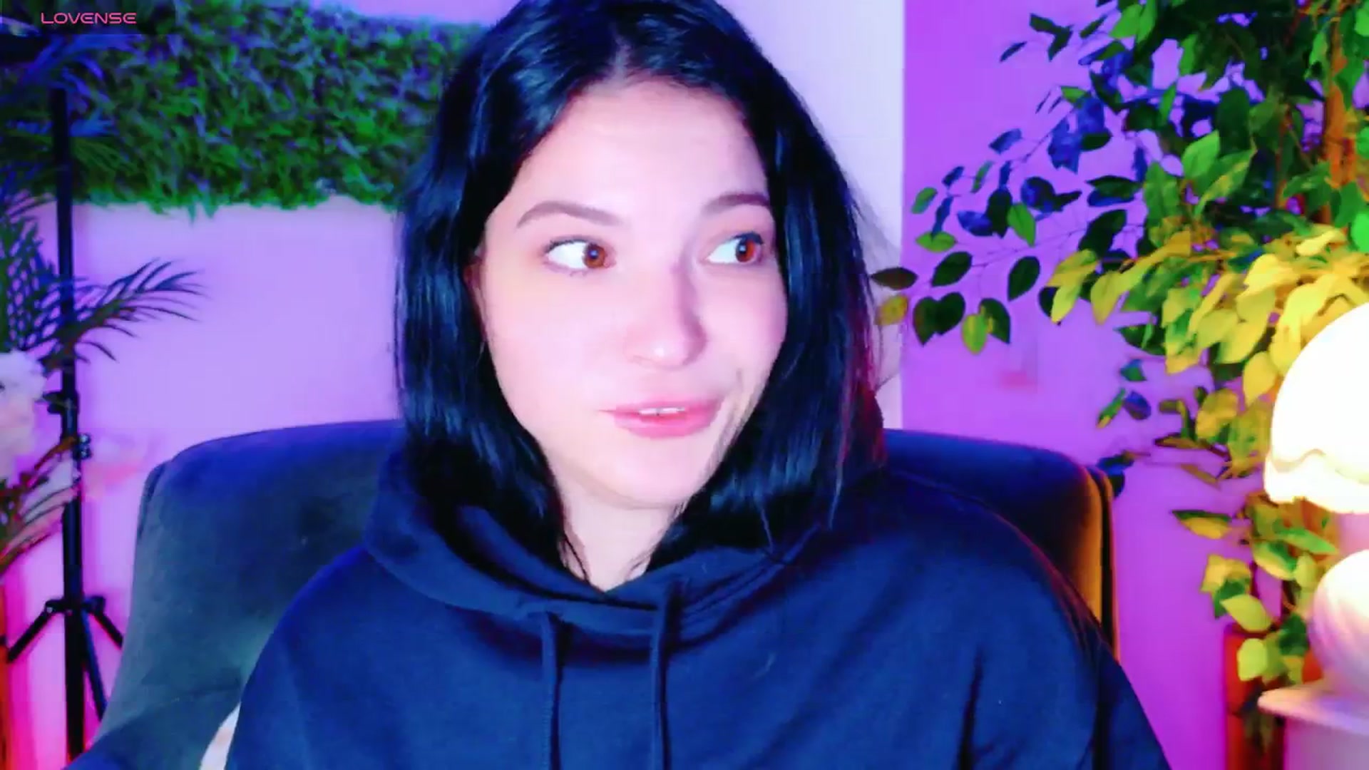 Gallery image thumbnail from IchTahira's myfreecams stream on, 12/15/2025, 10:54 image 16 of 20