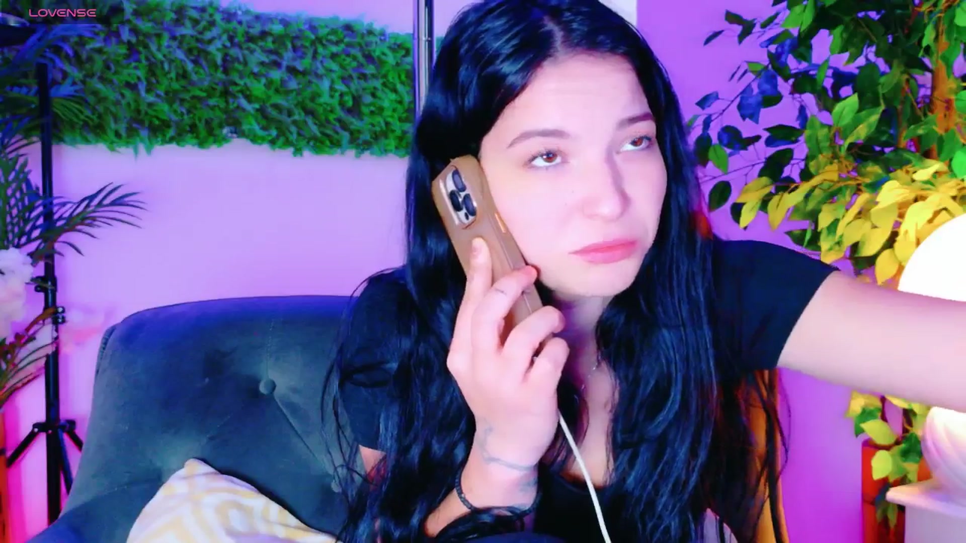 Gallery image thumbnail from IchTahira's myfreecams stream on, 12/15/2025, 10:54 image 2 of 20