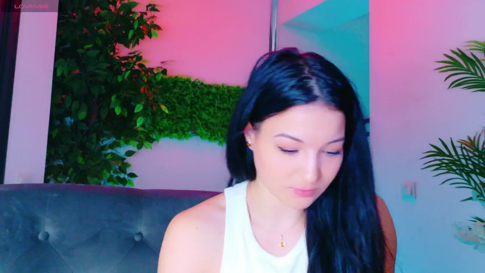Gallery image thumbnail from IchTahira's myfreecams stream on, 01/12/2026, 10:52 image 9 of 20