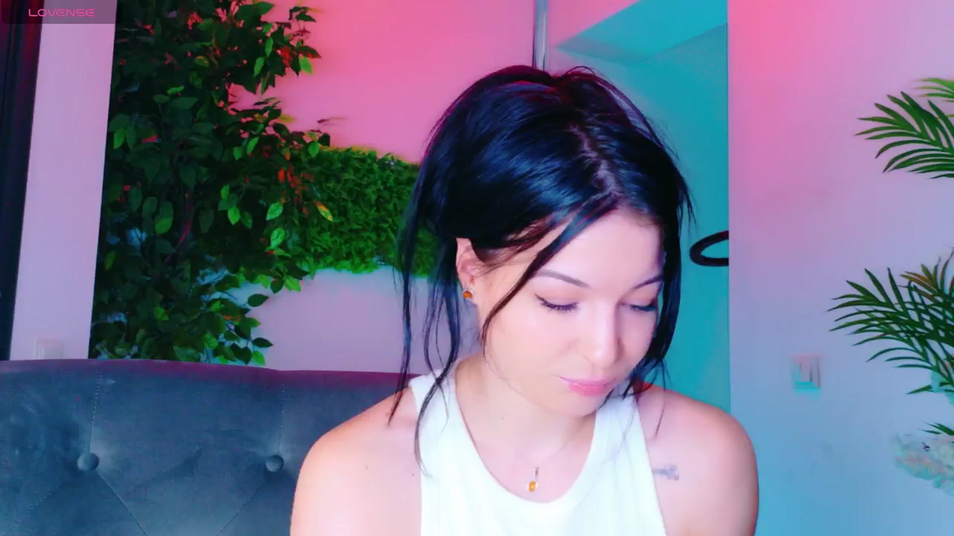 Gallery image thumbnail from IchTahira's myfreecams stream on, 01/12/2026, 10:52 image 16 of 20