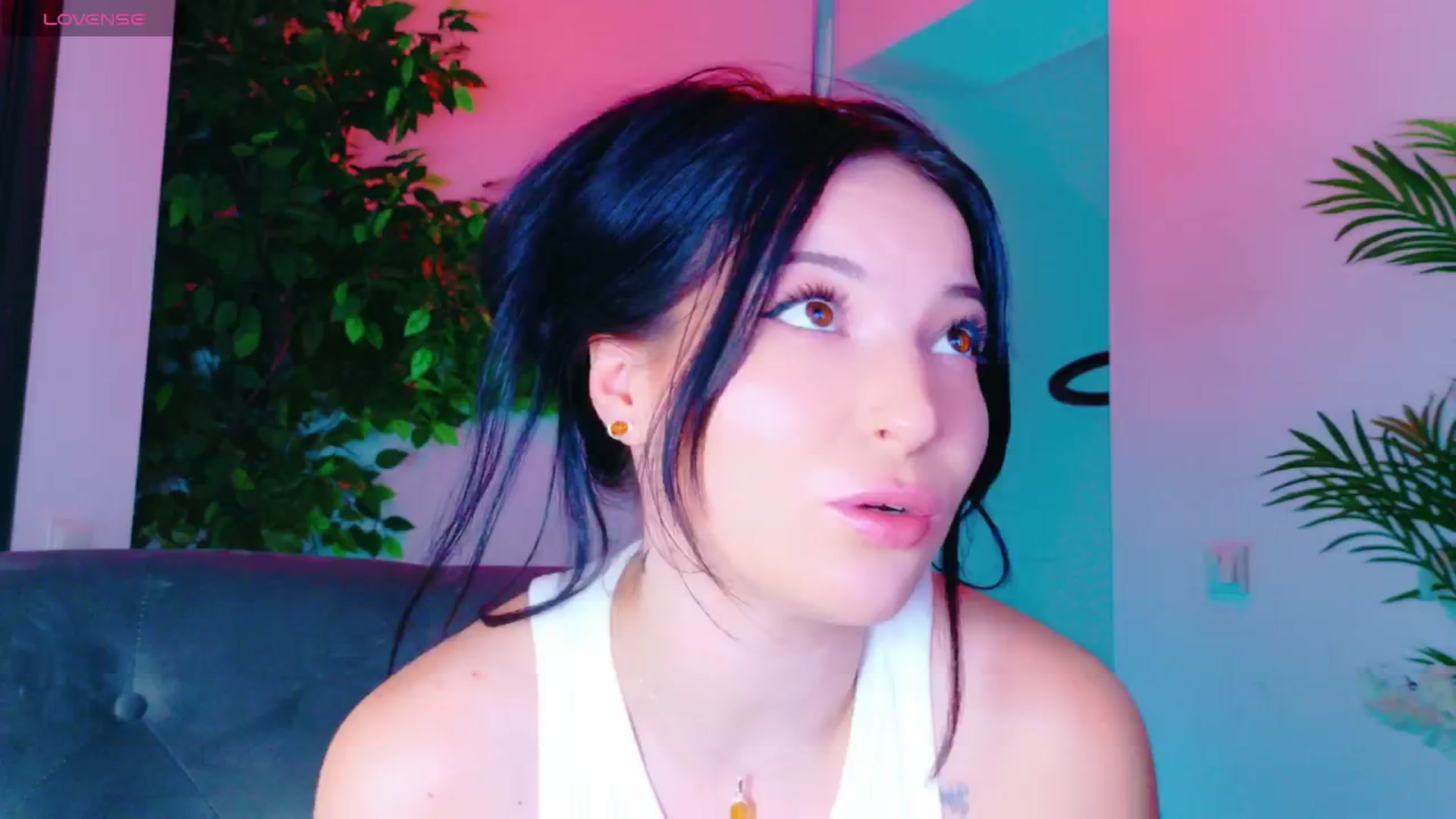 Gallery image thumbnail from IchTahira's myfreecams stream on, 01/12/2026, 10:52 image 13 of 20
