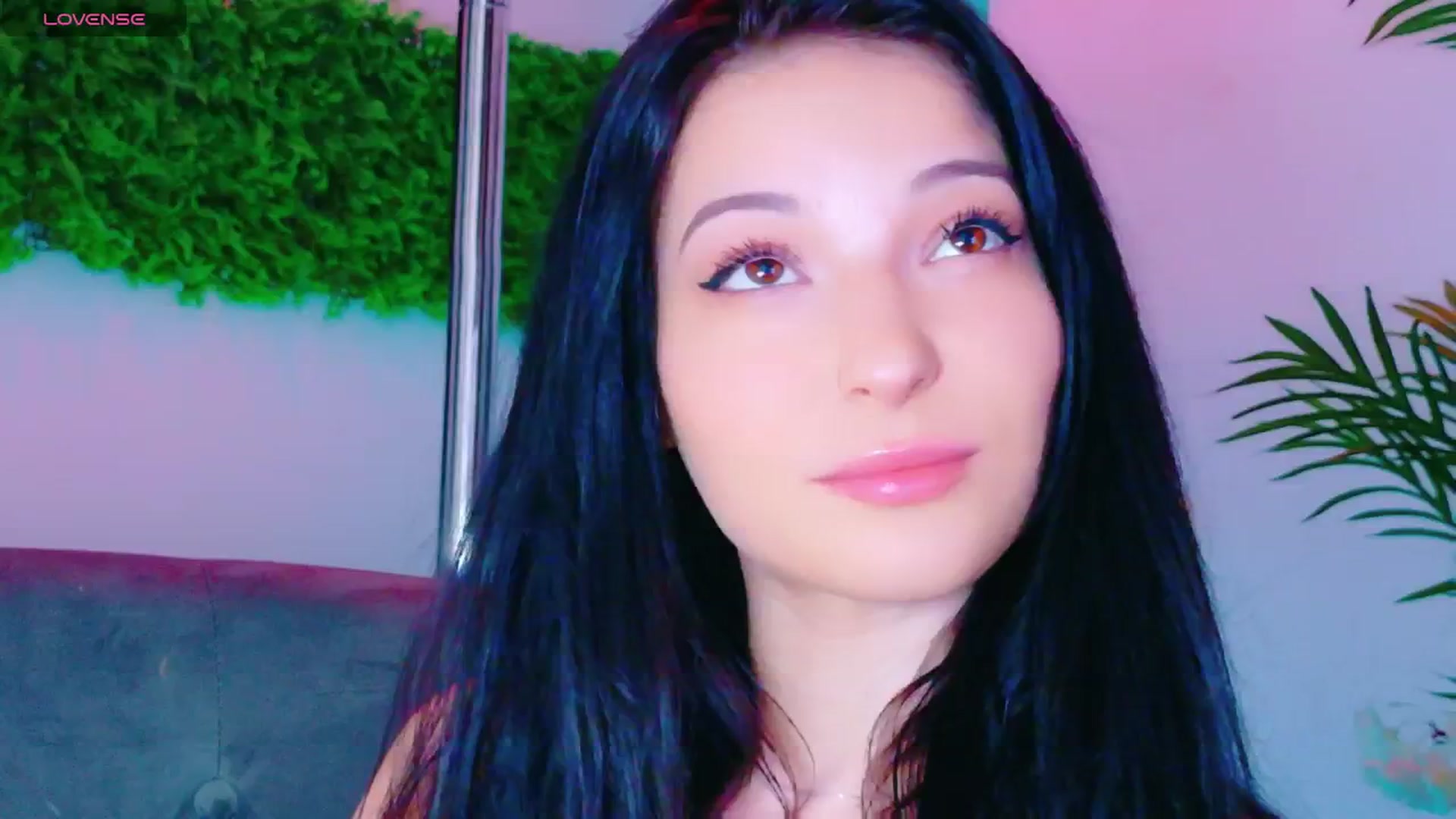 Gallery image thumbnail from IchTahira's myfreecams stream on, 01/12/2026, 10:52 image 1 of 20