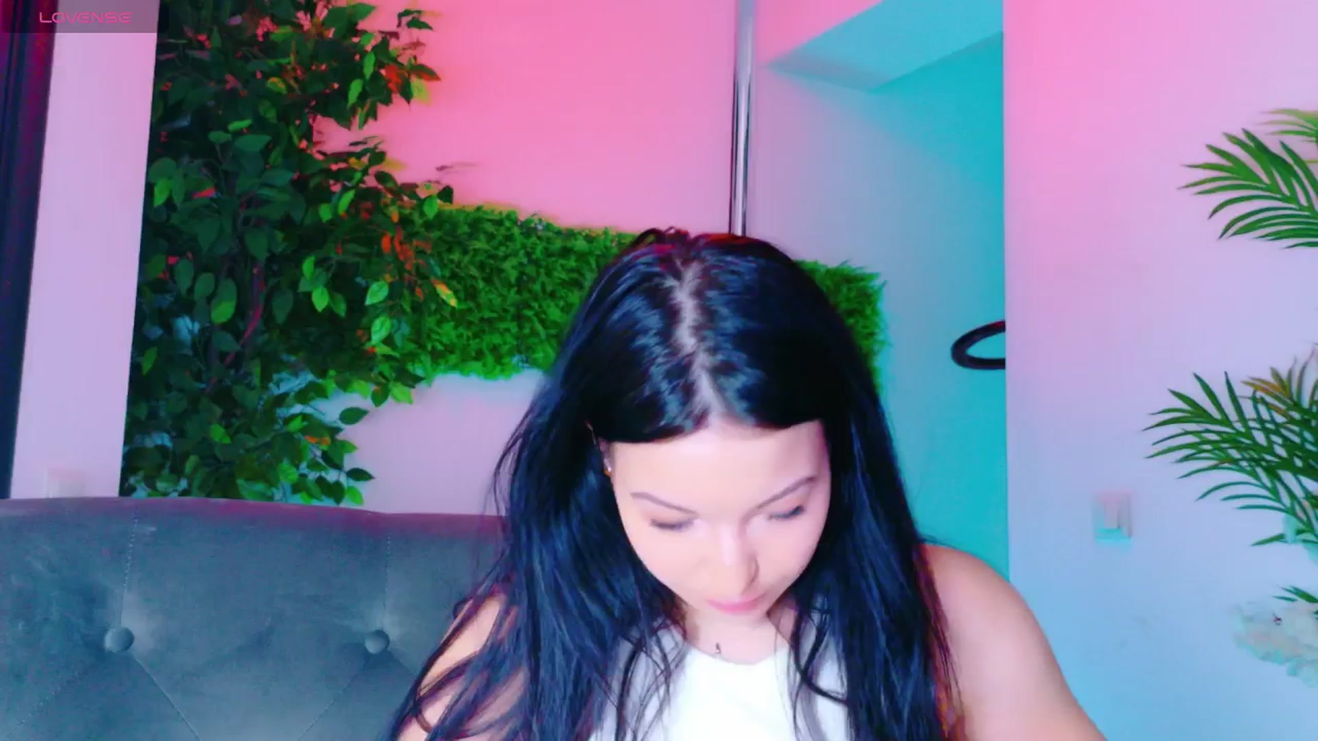 Gallery image thumbnail from IchTahira's myfreecams stream on, 01/12/2026, 10:52 image 10 of 20