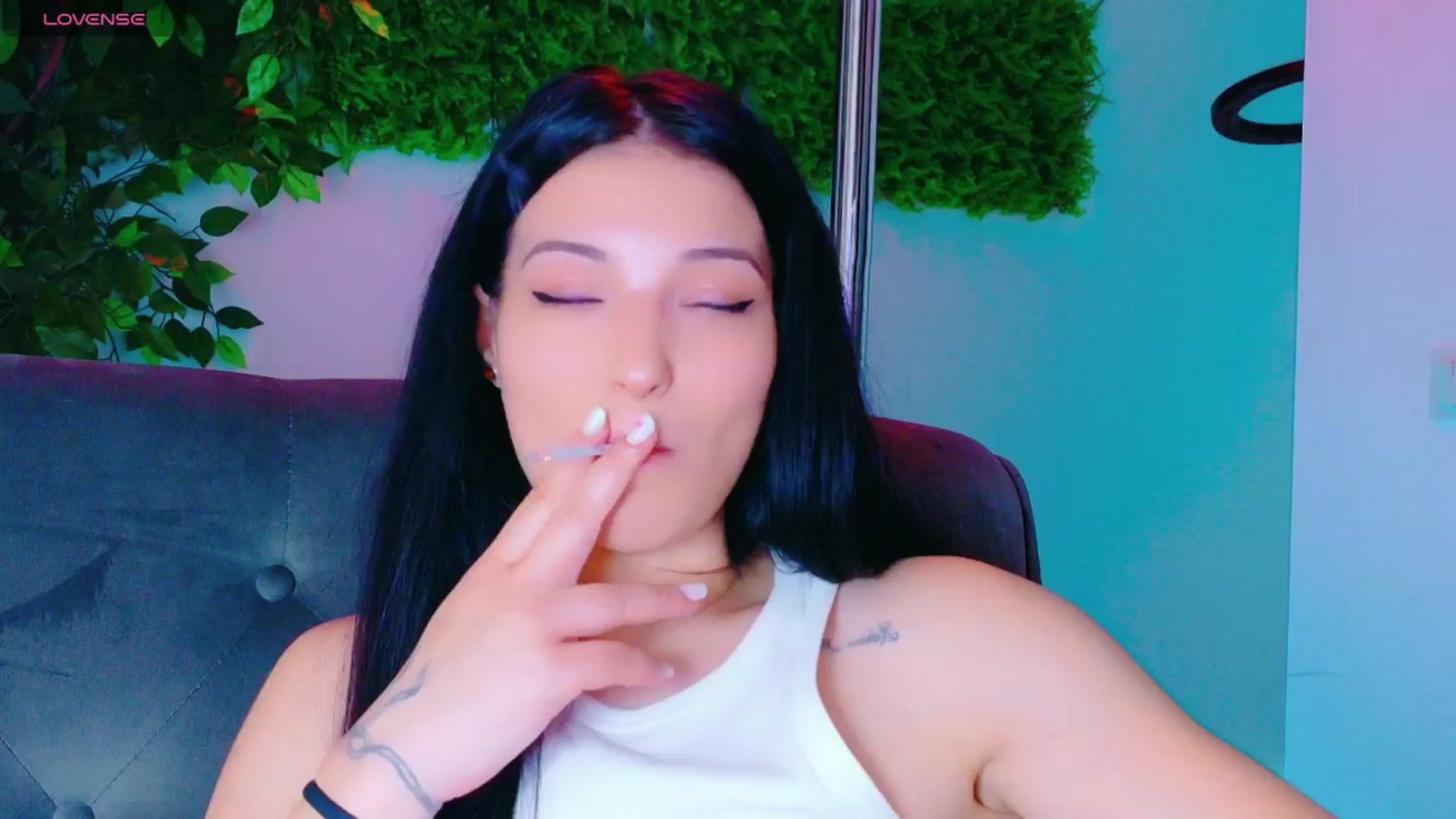 Gallery image thumbnail from IchTahira's myfreecams stream on, 01/12/2026, 10:52 image 4 of 20