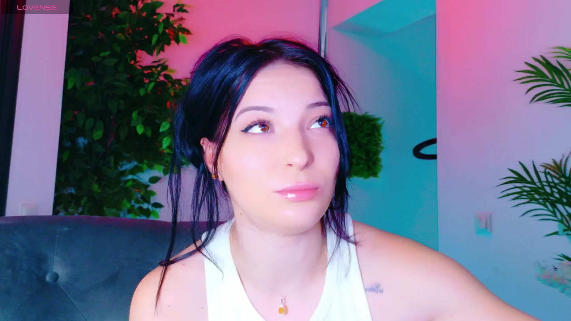 Gallery image thumbnail from IchTahira's myfreecams stream on, 01/12/2026, 10:52 image 14 of 20