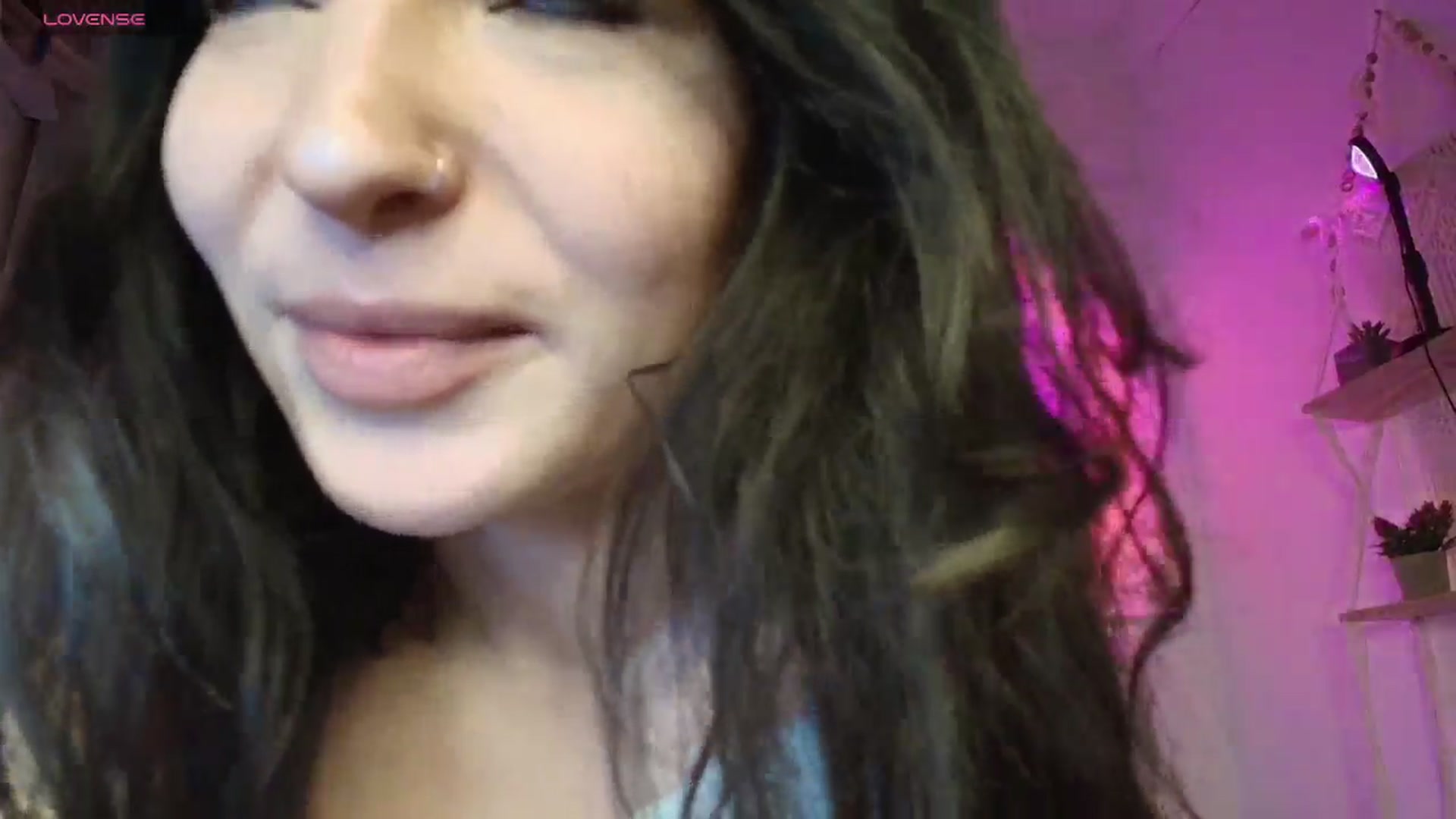 Gallery image thumbnail from IchTahira's myfreecams stream on, 04/02/2026, 11:01 image 10 of 20