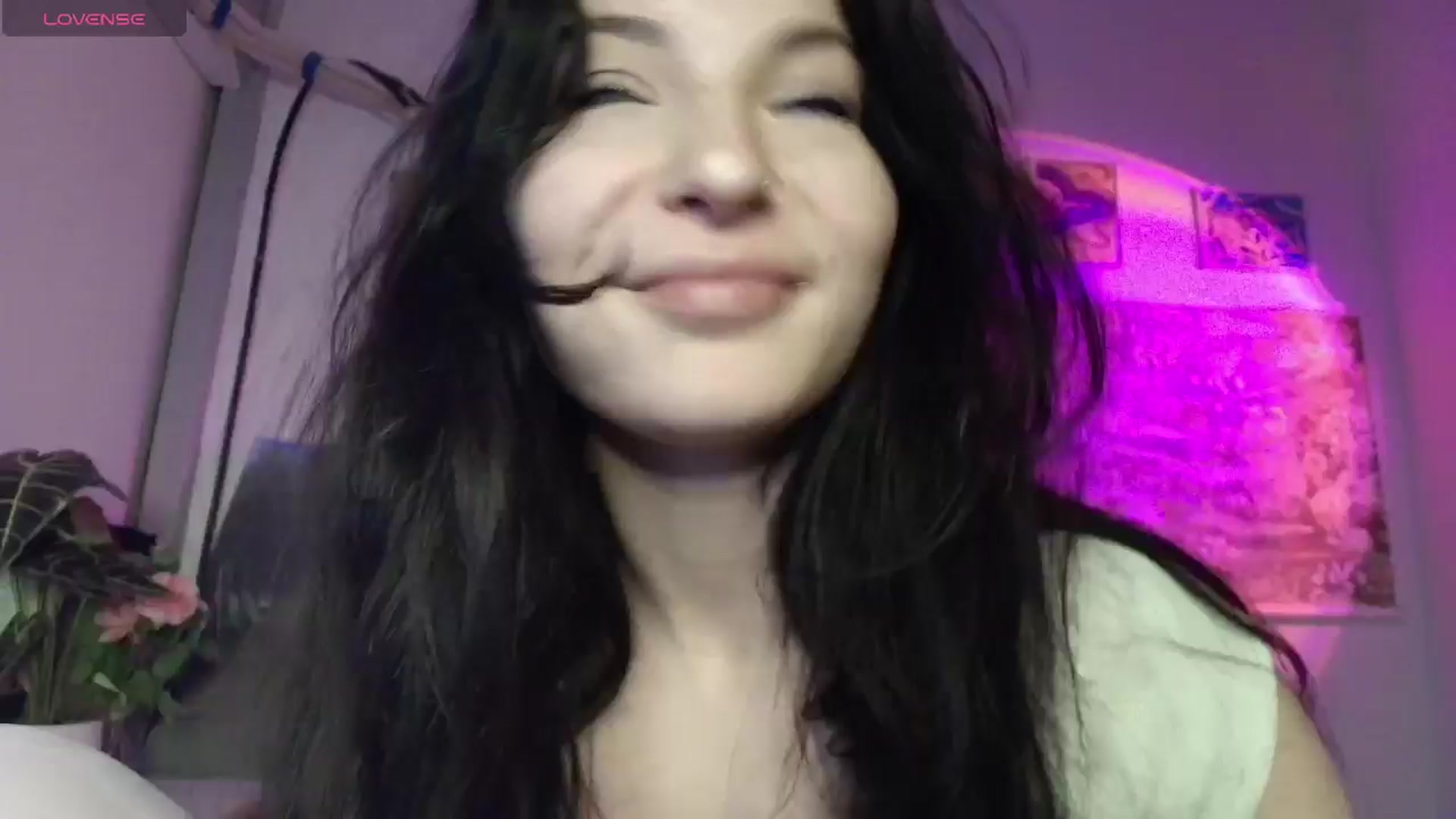 Gallery image thumbnail from IchTahira's myfreecams stream on, 04/02/2026, 11:01 image 2 of 20