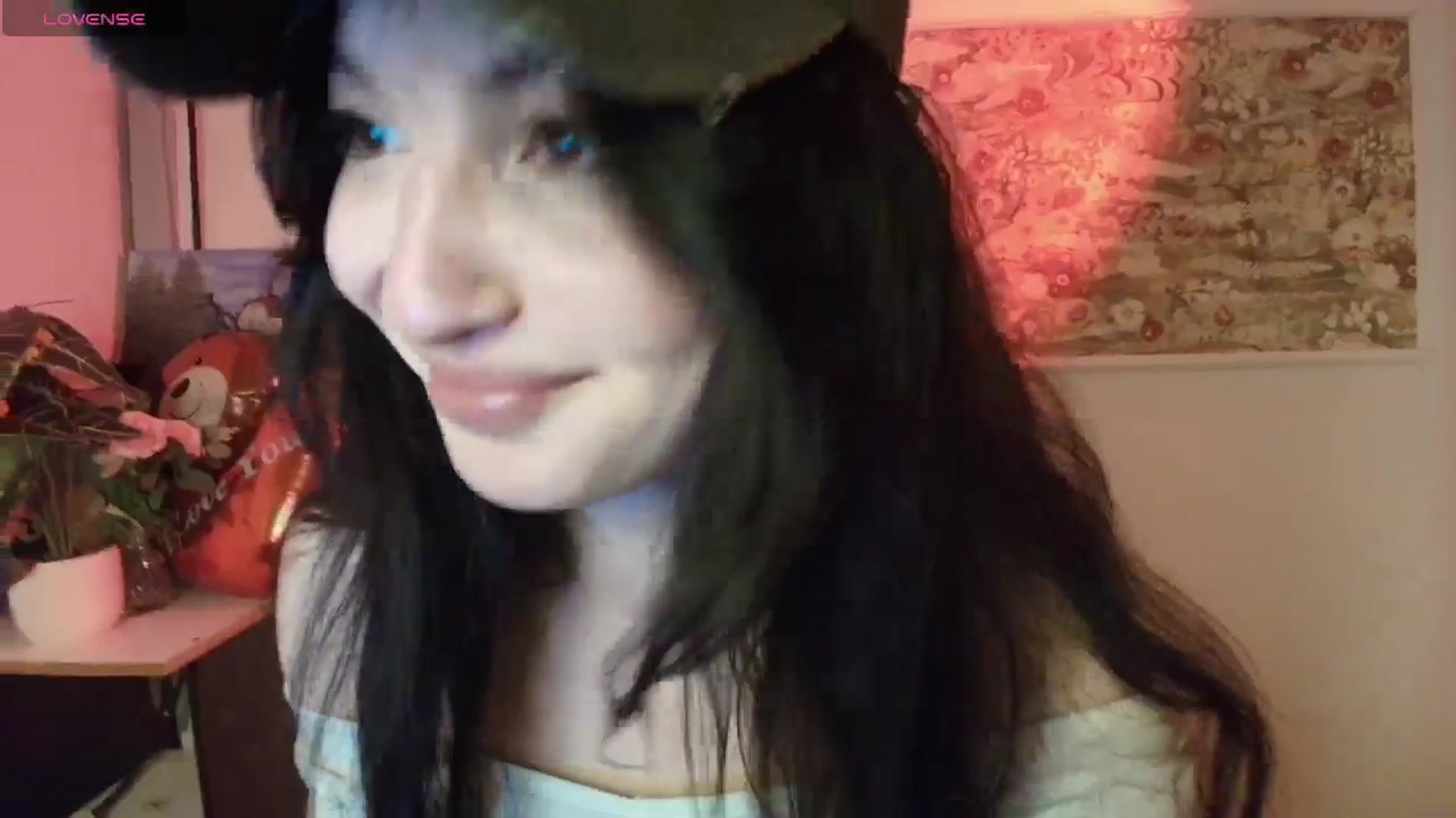 Gallery image thumbnail from IchTahira's myfreecams stream on, 04/13/2026, 17:53 image 13 of 20