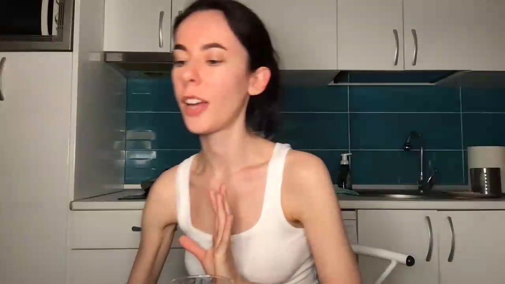 Gallery image thumbnail from Ichangedname's myfreecams stream on, 05/17/2026, 20:50 image 8 of 20