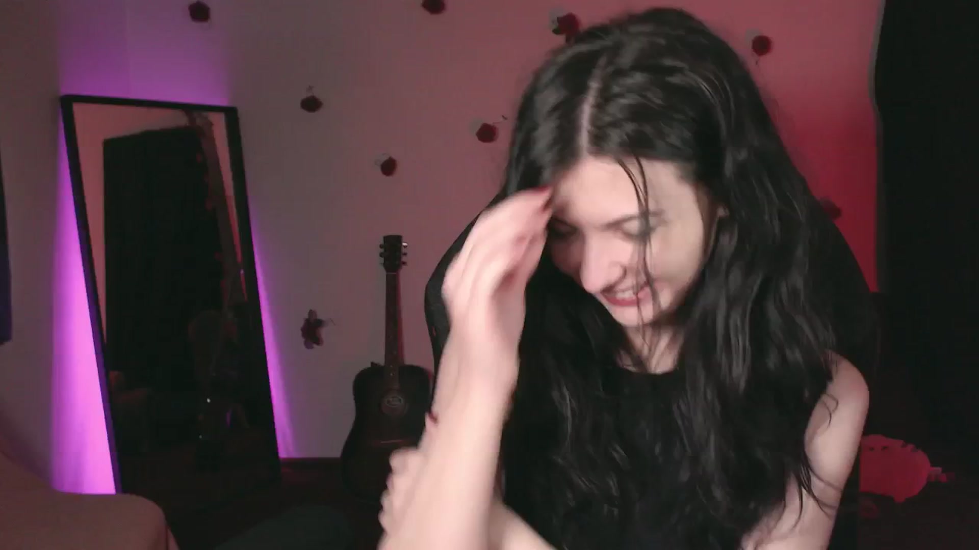 Gallery image thumbnail from Icumherealot's myfreecams stream on, 05/08/2024, 04:01 image 12 of 20