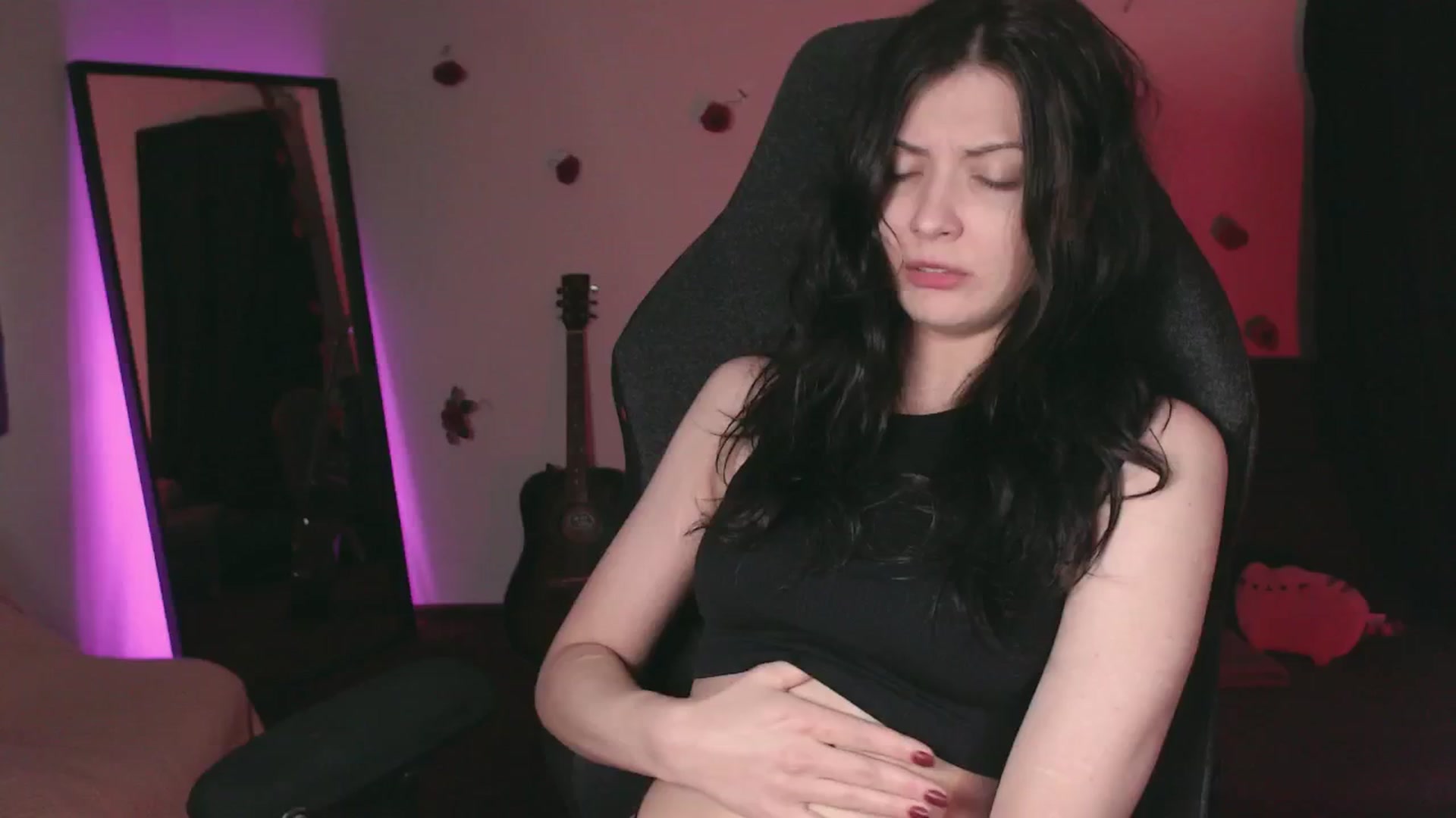 Gallery image thumbnail from Icumherealot's myfreecams stream on, 05/08/2024, 04:01 image 8 of 20