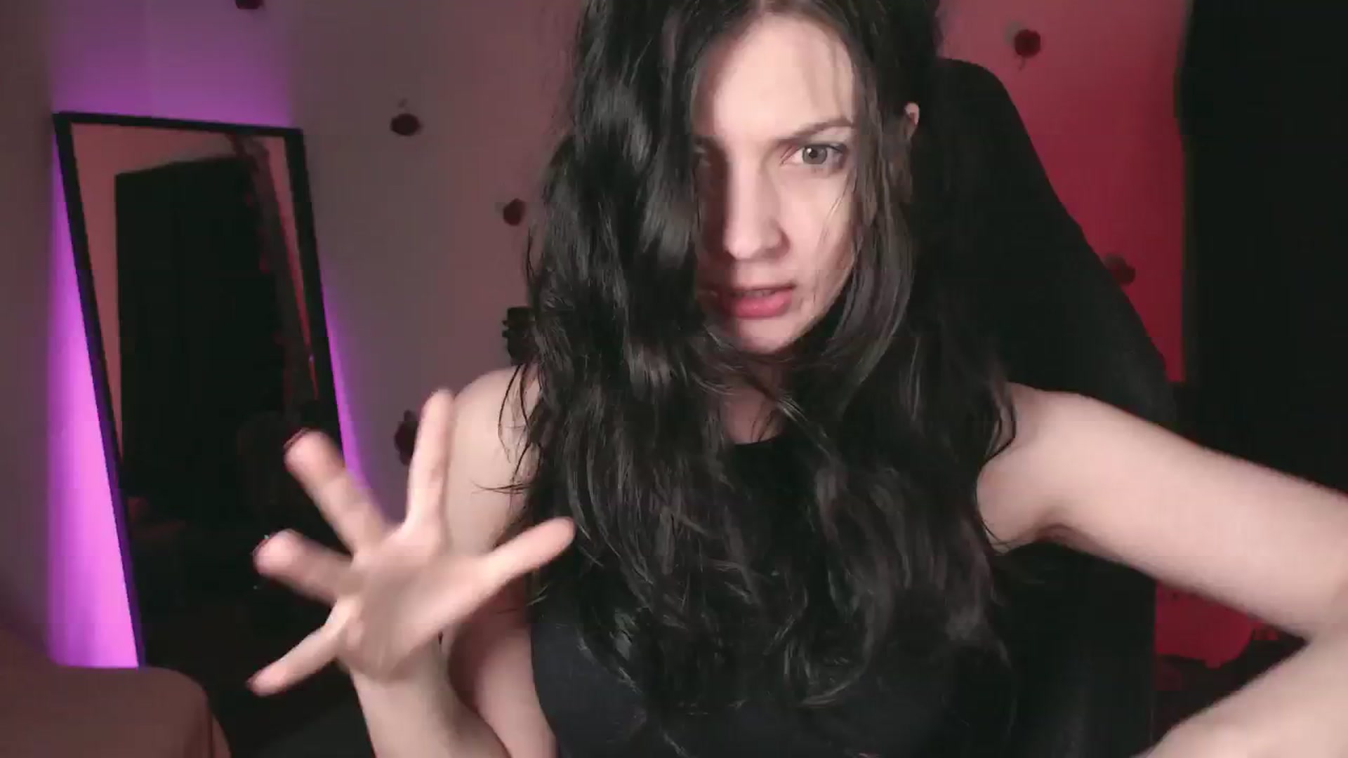 Gallery image thumbnail from Icumherealot's myfreecams stream on, 05/08/2024, 04:01 image 14 of 20