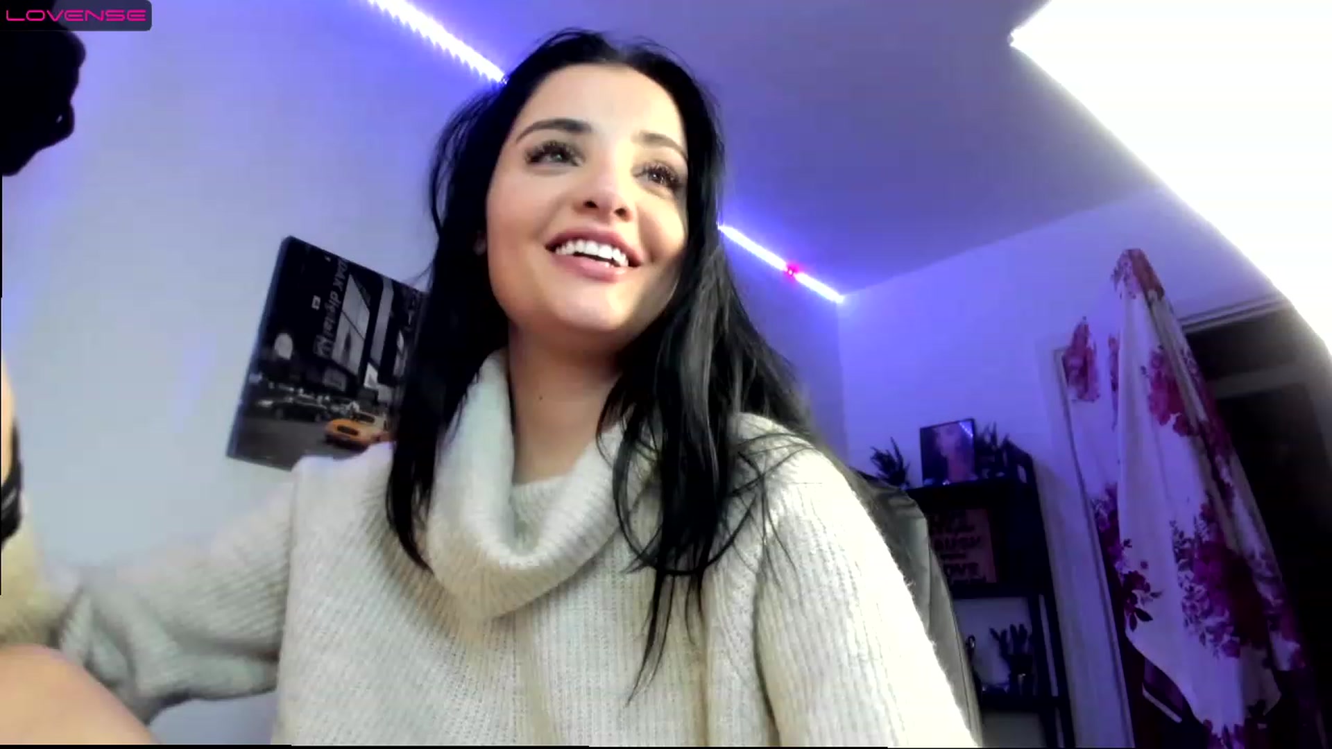 Gallery image thumbnail from Ife_Calipso's myfreecams stream on, 01/01/2023, 22:49 image 5 of 20