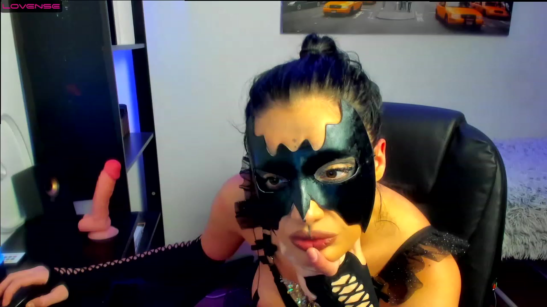 Gallery image thumbnail from Ife_Calipso's myfreecams stream on, 01/16/2023, 17:39 image 14 of 20