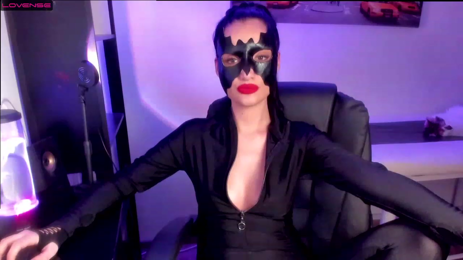 Gallery image thumbnail from Ife_Calipso's myfreecams stream on, 01/17/2023, 18:14 image 7 of 20