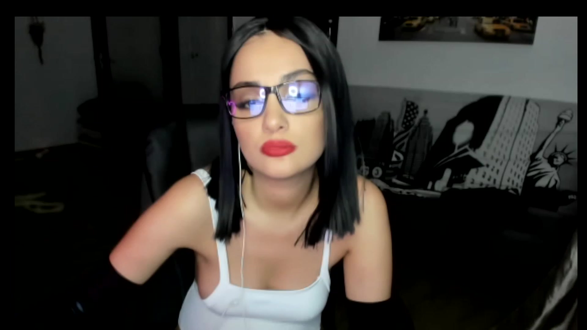 Gallery image thumbnail from Ife_Calipso's myfreecams stream on, 03/20/2023, 19:15 image 10 of 20