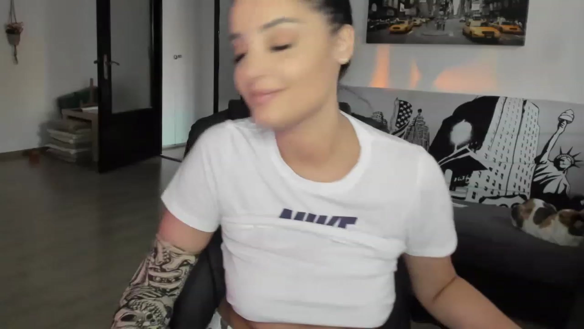 Gallery image thumbnail from Ife_Calipso's myfreecams stream on, 03/23/2023, 16:28 image 13 of 20
