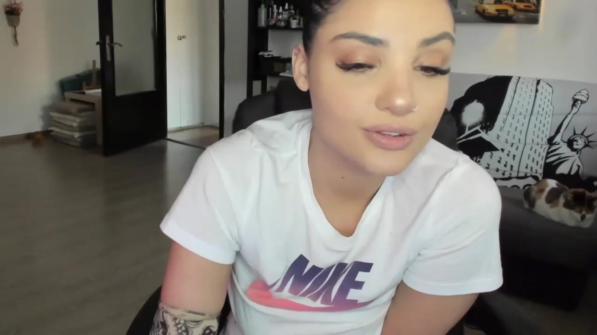 Gallery image thumbnail from Ife_Calipso's myfreecams stream on, 03/23/2023, 16:28 image 10 of 20