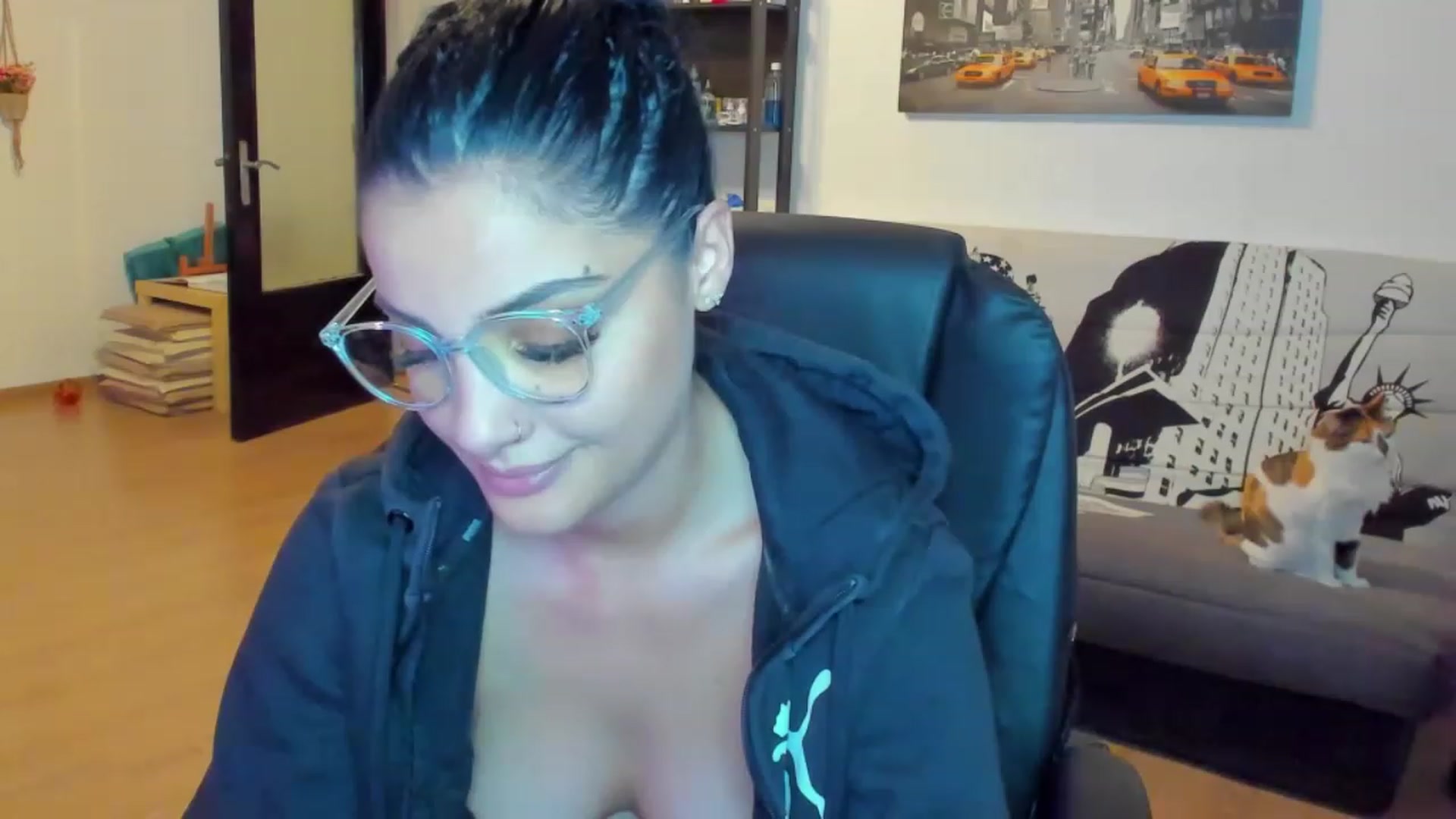 Gallery image thumbnail from Ife_Calipso's myfreecams stream on, 03/23/2023, 20:58 image 19 of 20