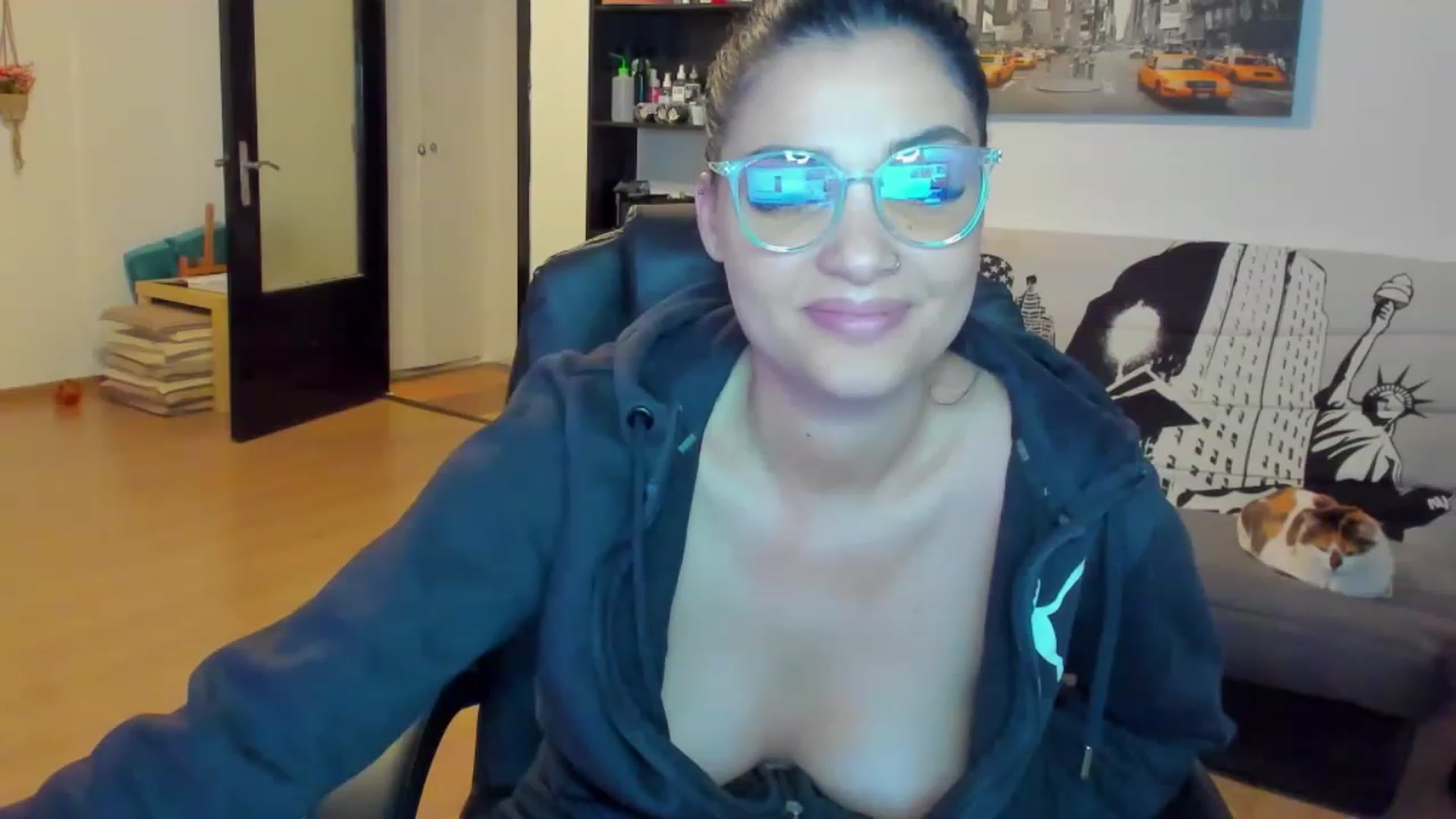 Gallery image thumbnail from Ife_Calipso's myfreecams stream on, 03/23/2023, 20:58 image 20 of 20