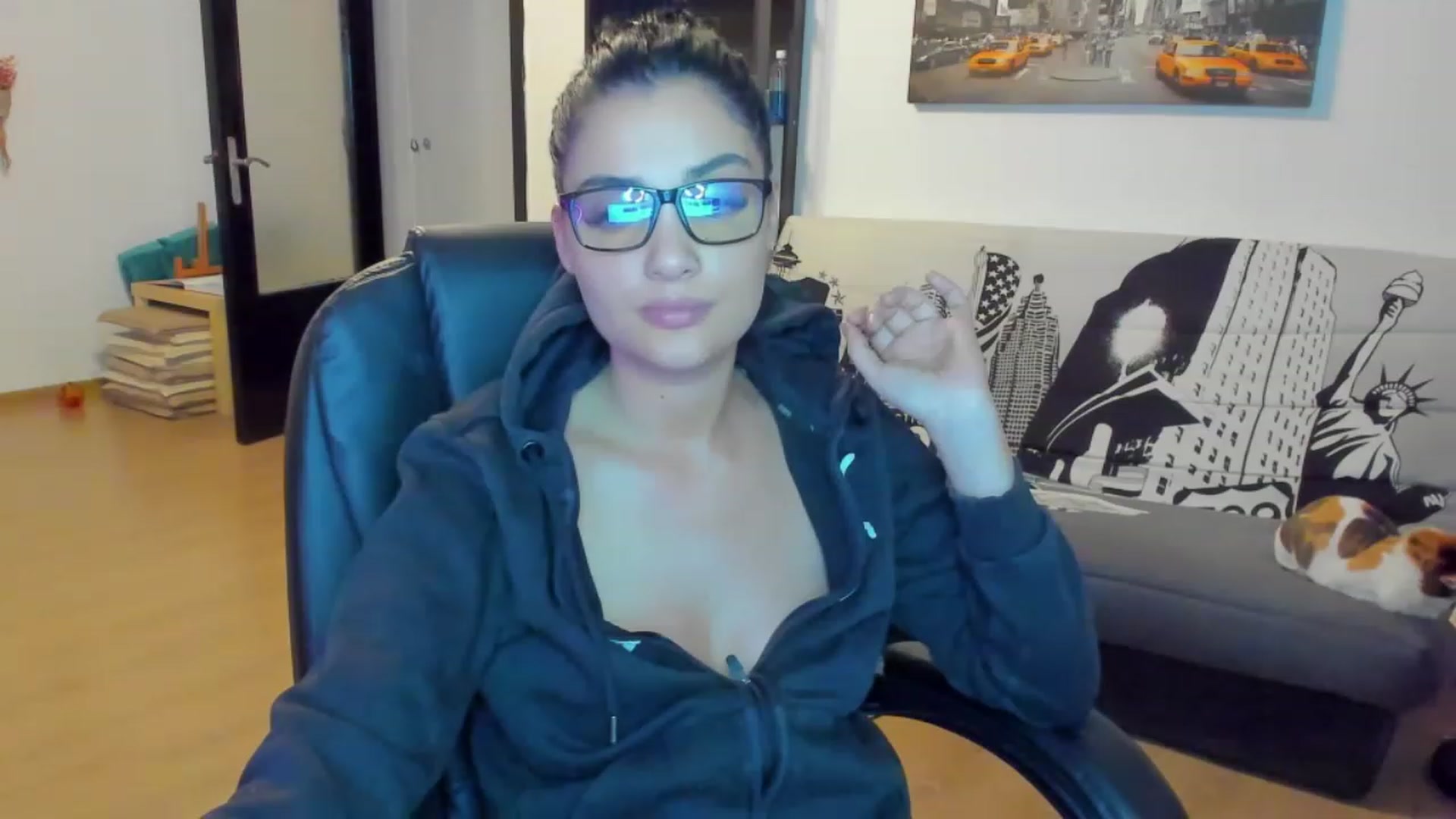Gallery image thumbnail from Ife_Calipso's myfreecams stream on, 03/23/2023, 20:58 image 13 of 20