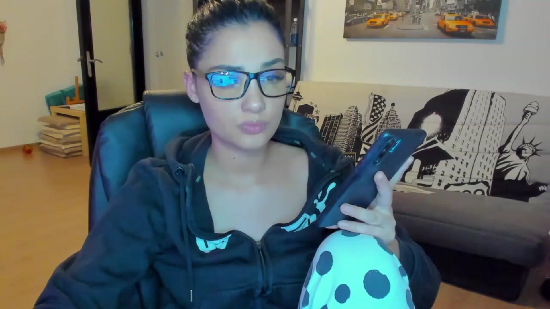 Gallery image thumbnail from Ife_Calipso's myfreecams stream on, 03/23/2023, 20:58 image 8 of 20