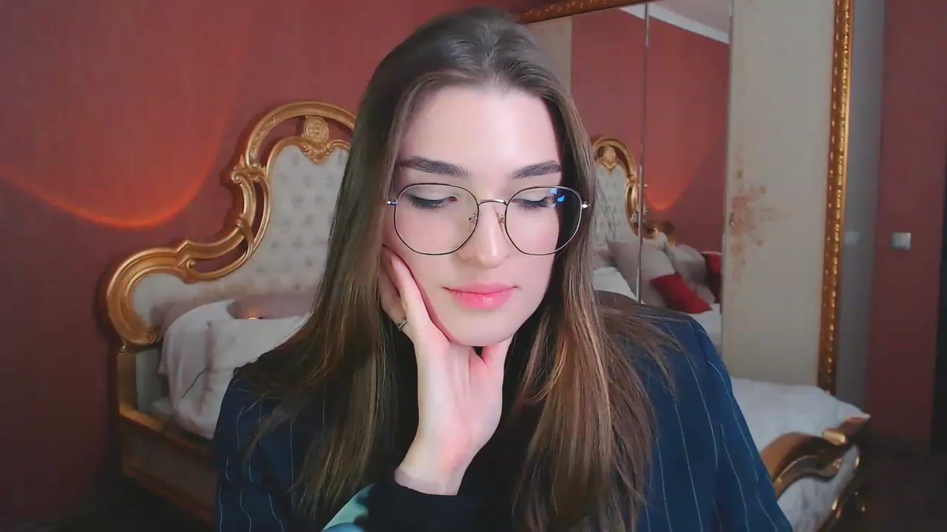 Gallery image thumbnail from Ifyoustay's myfreecams stream on, 12/03/2022, 13:01 image 14 of 20