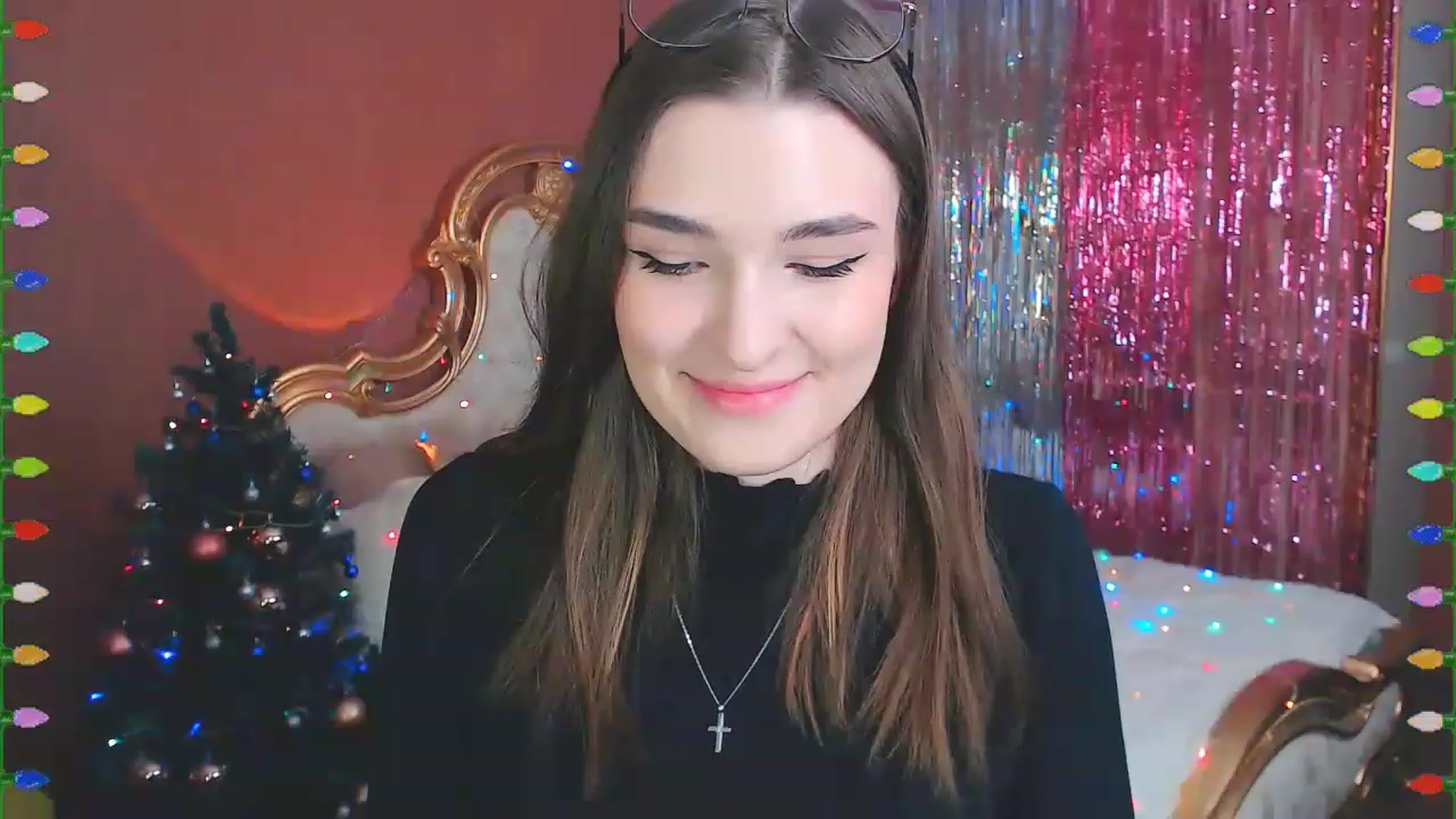 Gallery image thumbnail from Ifyoustay's myfreecams stream on, 12/17/2022, 14:35 image 9 of 20
