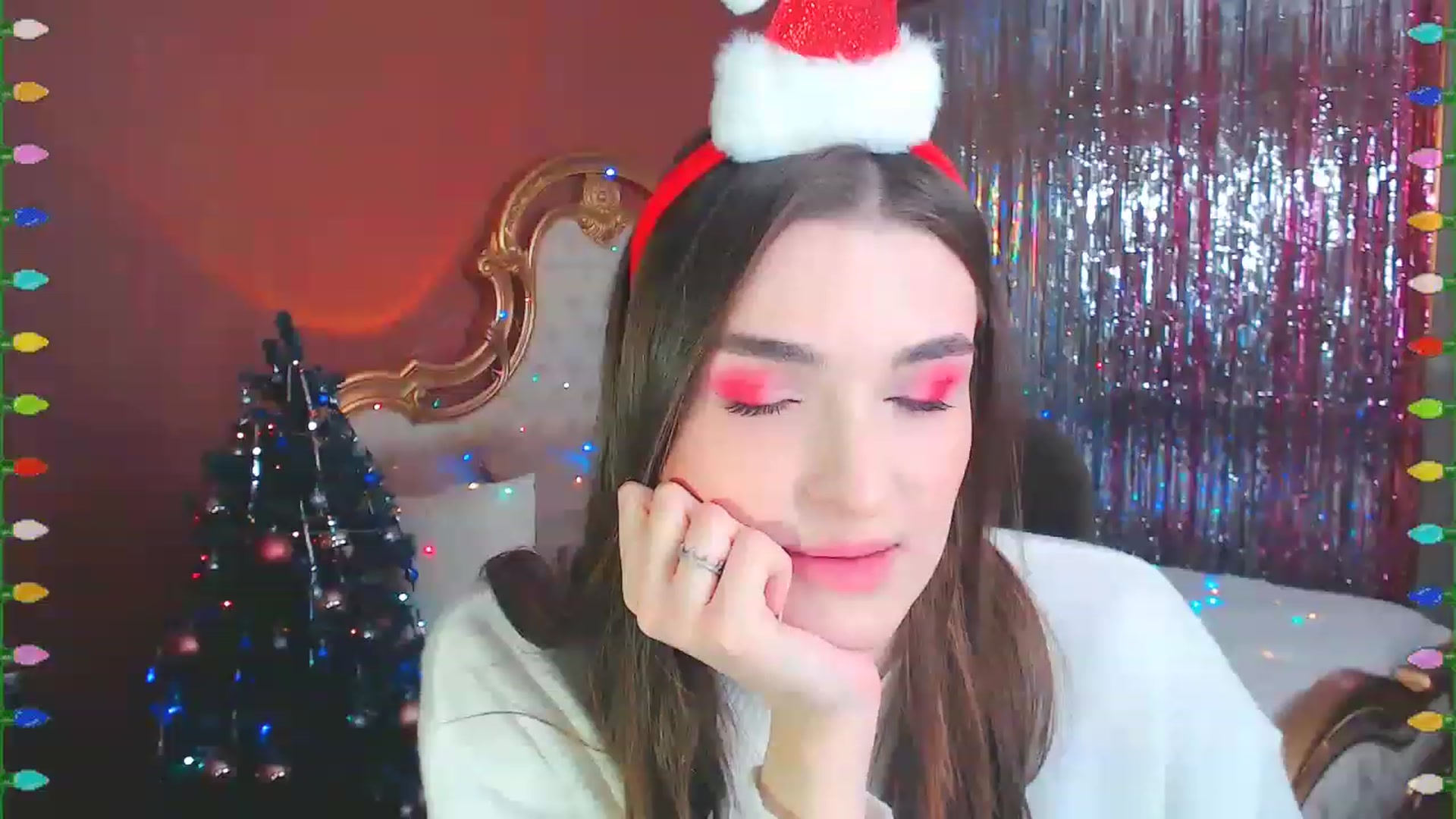 Gallery image thumbnail from Ifyoustay's myfreecams stream on, 12/20/2022, 14:06 image 15 of 20