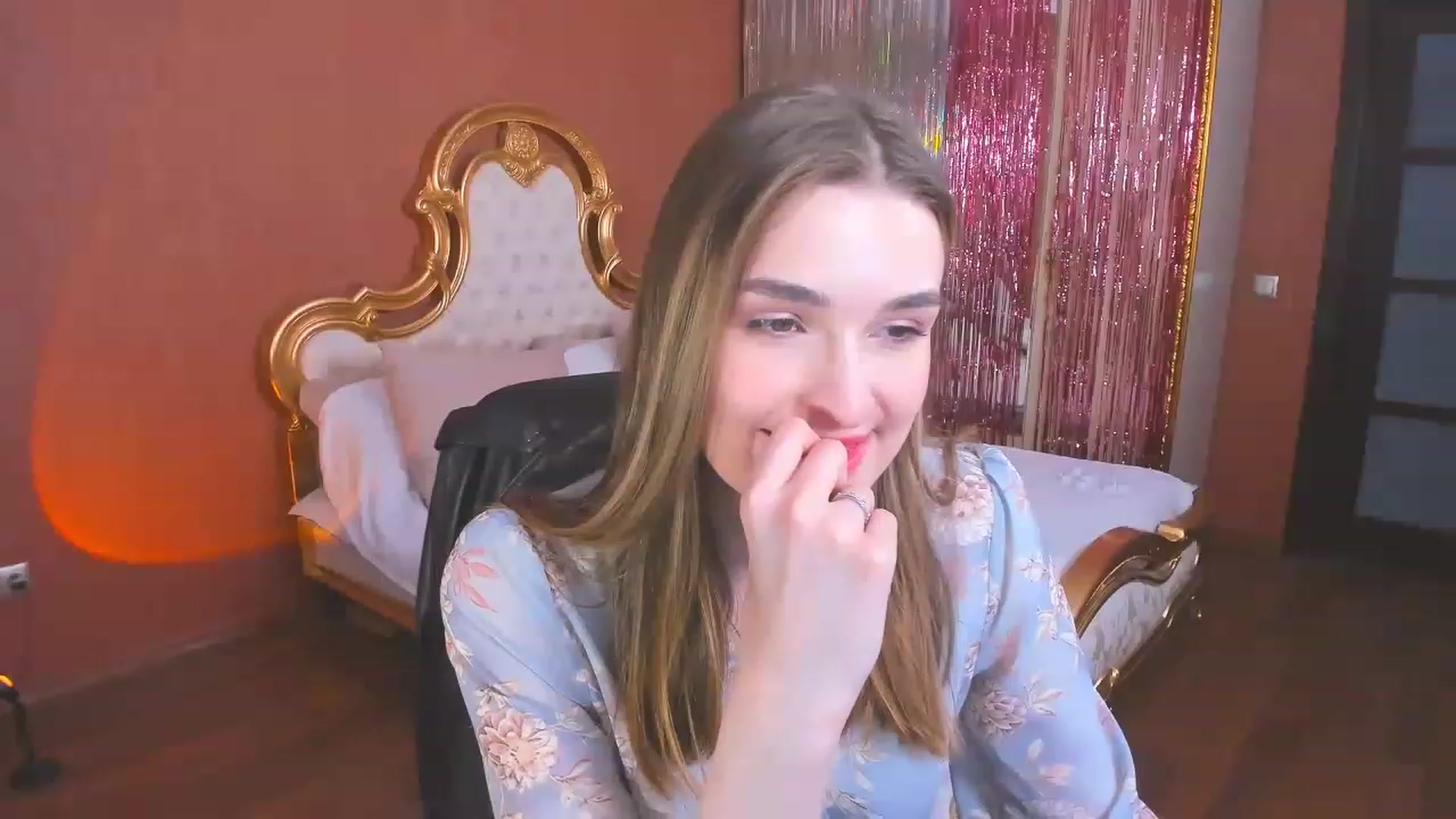 Gallery image thumbnail from Ifyoustay's myfreecams stream on, 04/12/2023, 13:53 image 7 of 20