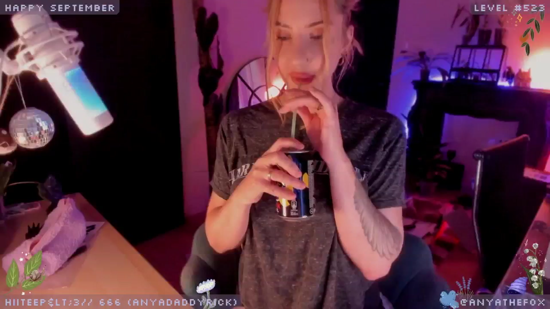 Gallery image thumbnail from IhateAnyaFox's myfreecams stream on, 09/29/2024, 07:56 image 6 of 20