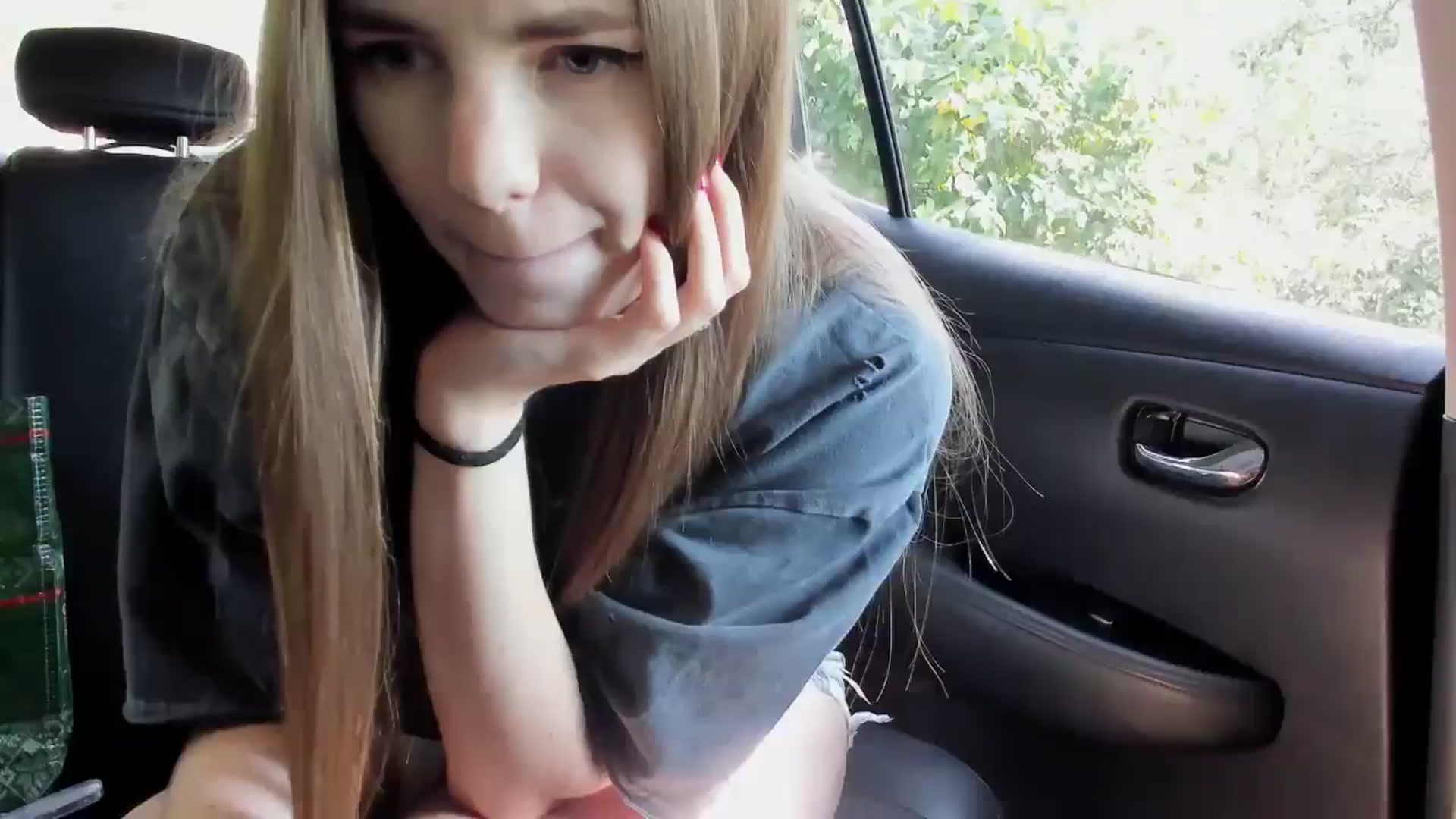 Gallery image thumbnail from Ihave_cookies's myfreecams stream on, 07/20/2024, 14:14 image 6 of 20