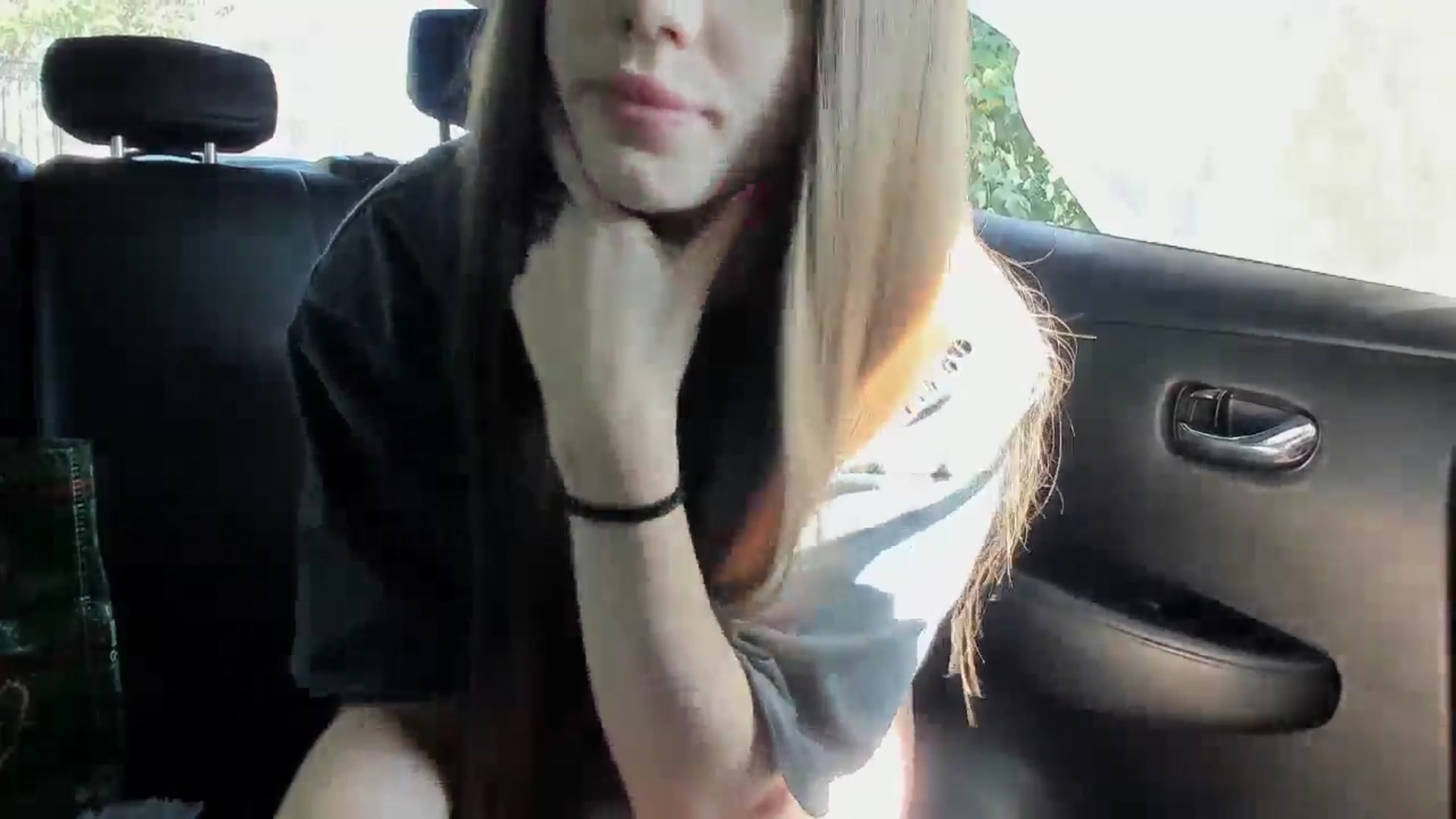 Gallery image thumbnail from Ihave_cookies's myfreecams stream on, 07/20/2024, 15:13 image 10 of 20