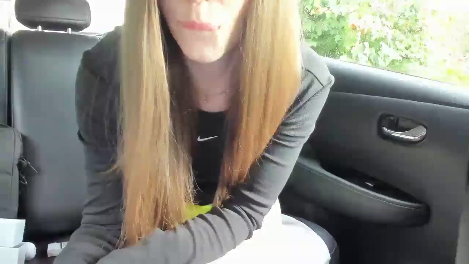 Gallery image thumbnail from Ihave_cookies's myfreecams stream on, 08/04/2024, 13:41 image 3 of 20