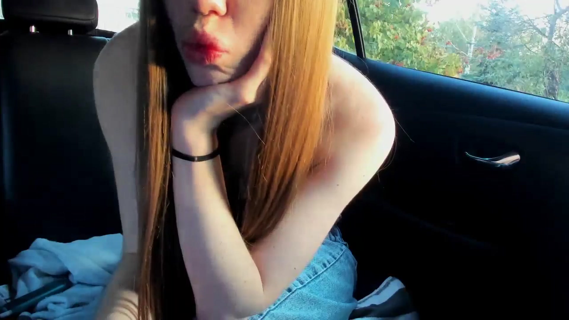 Gallery image thumbnail from Ihave_cookies's myfreecams stream on, 10/20/2024, 14:12 image 15 of 20