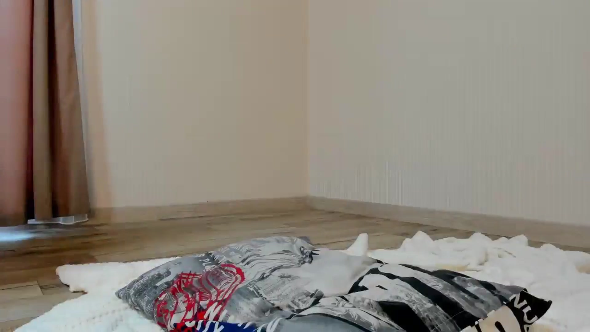 Gallery image thumbnail from Ihave_cookies's myfreecams stream on, 10/27/2024, 12:31 image 12 of 20