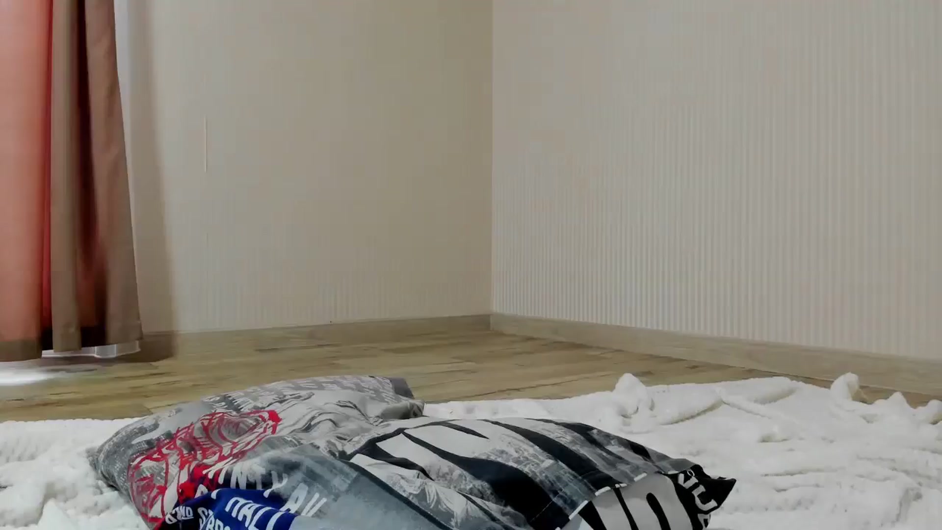 Gallery image thumbnail from Ihave_cookies's myfreecams stream on, 10/27/2024, 12:31 image 4 of 20