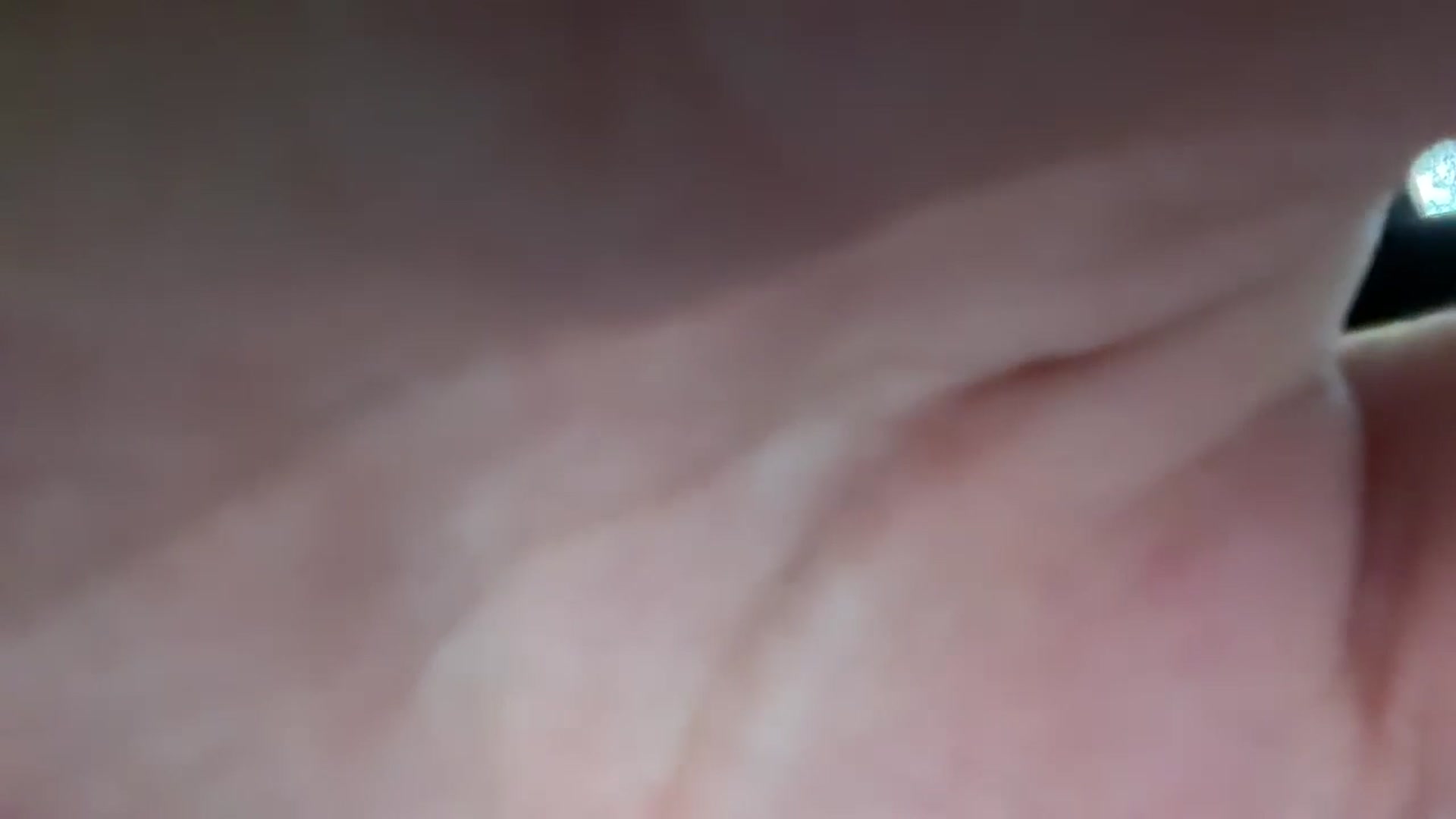 Gallery image thumbnail from Ihave_cookies's myfreecams stream on, 04/24/2025, 10:21 image 19 of 20