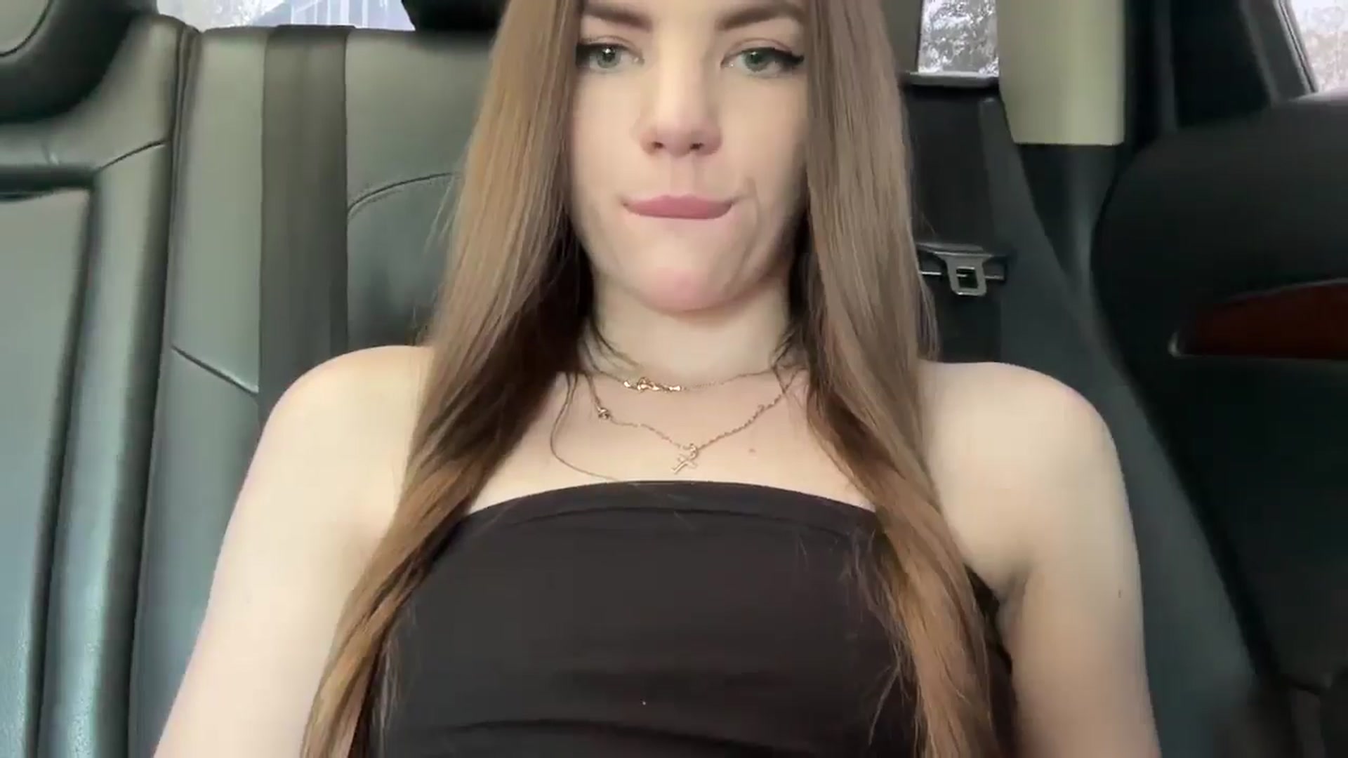 Gallery image thumbnail from Ihave_cookies's myfreecams stream on, 04/24/2025, 11:48 image 5 of 20
