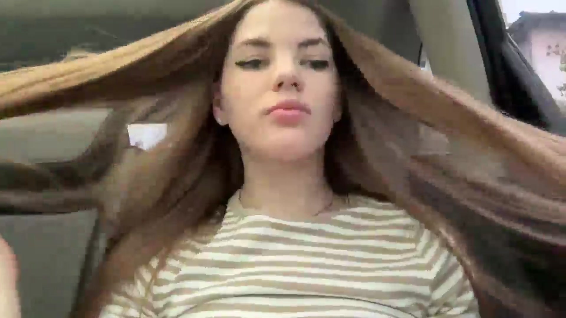 Gallery image thumbnail from Ihave_cookies's myfreecams stream on, 05/07/2025, 11:43 image 3 of 20