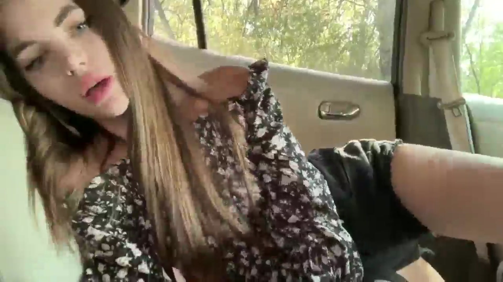 Gallery image thumbnail from Ihave_cookies's myfreecams stream on, 09/02/2025, 13:37 image 5 of 20