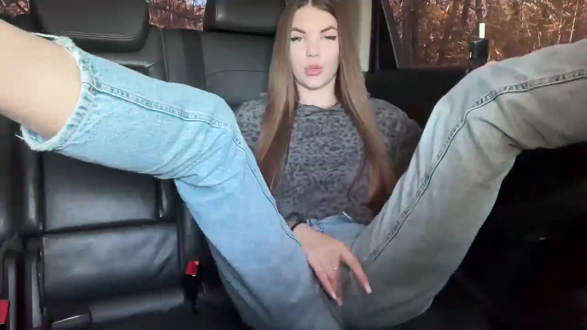 Gallery image thumbnail from Ihave_cookies's myfreecams stream on, 09/25/2025, 13:44 image 3 of 20