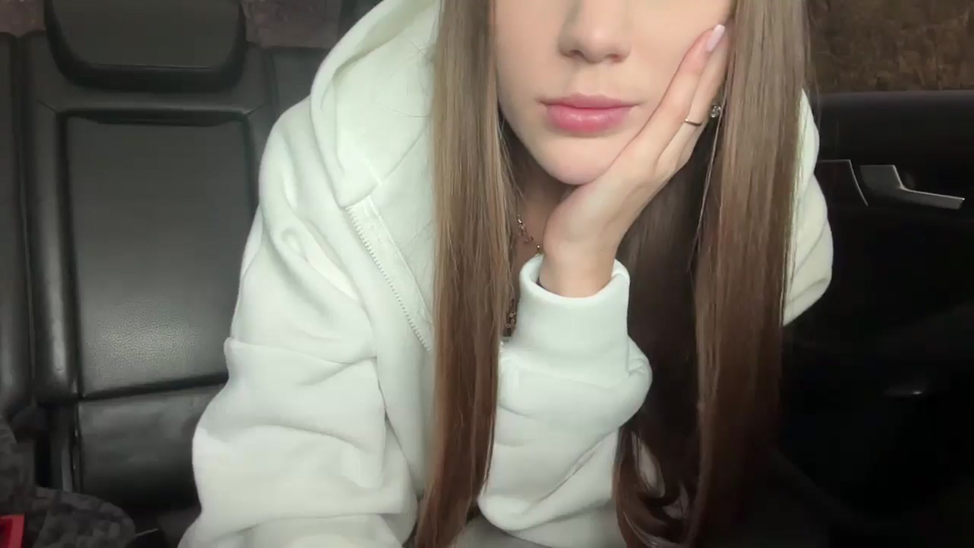 Gallery image thumbnail from Ihave_cookies's myfreecams stream on, 09/29/2025, 12:43 image 5 of 20