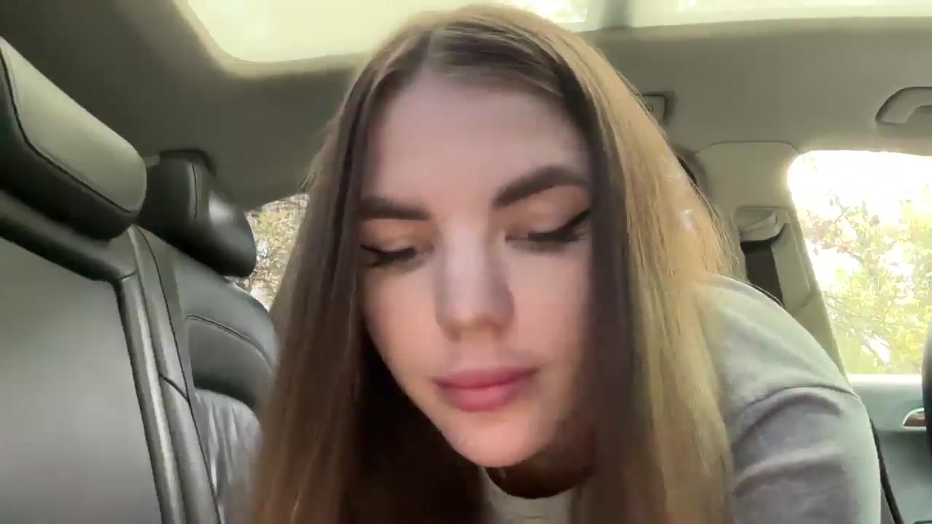 Gallery image thumbnail from Ihave_cookies's myfreecams stream on, 10/05/2025, 12:38 image 16 of 20