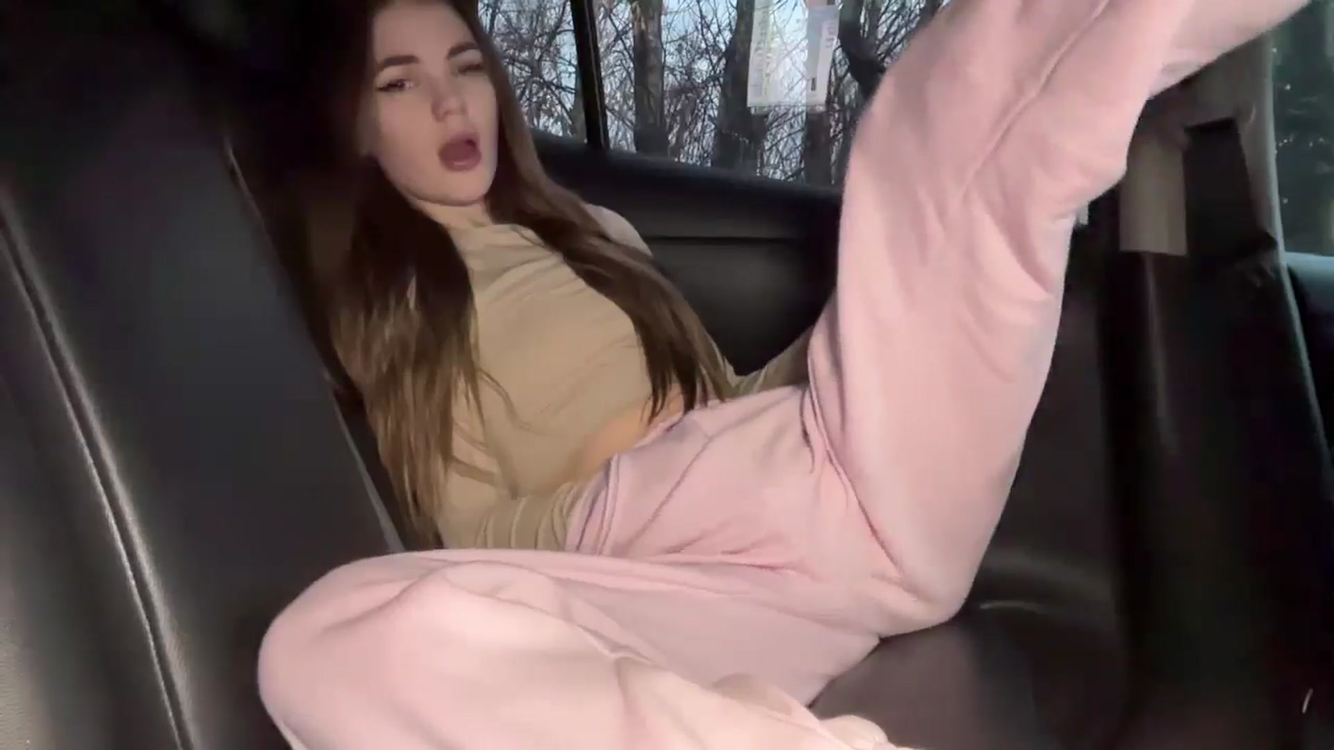 Gallery image thumbnail from Ihave_cookies's myfreecams stream on, 11/11/2025, 14:13 image 11 of 20