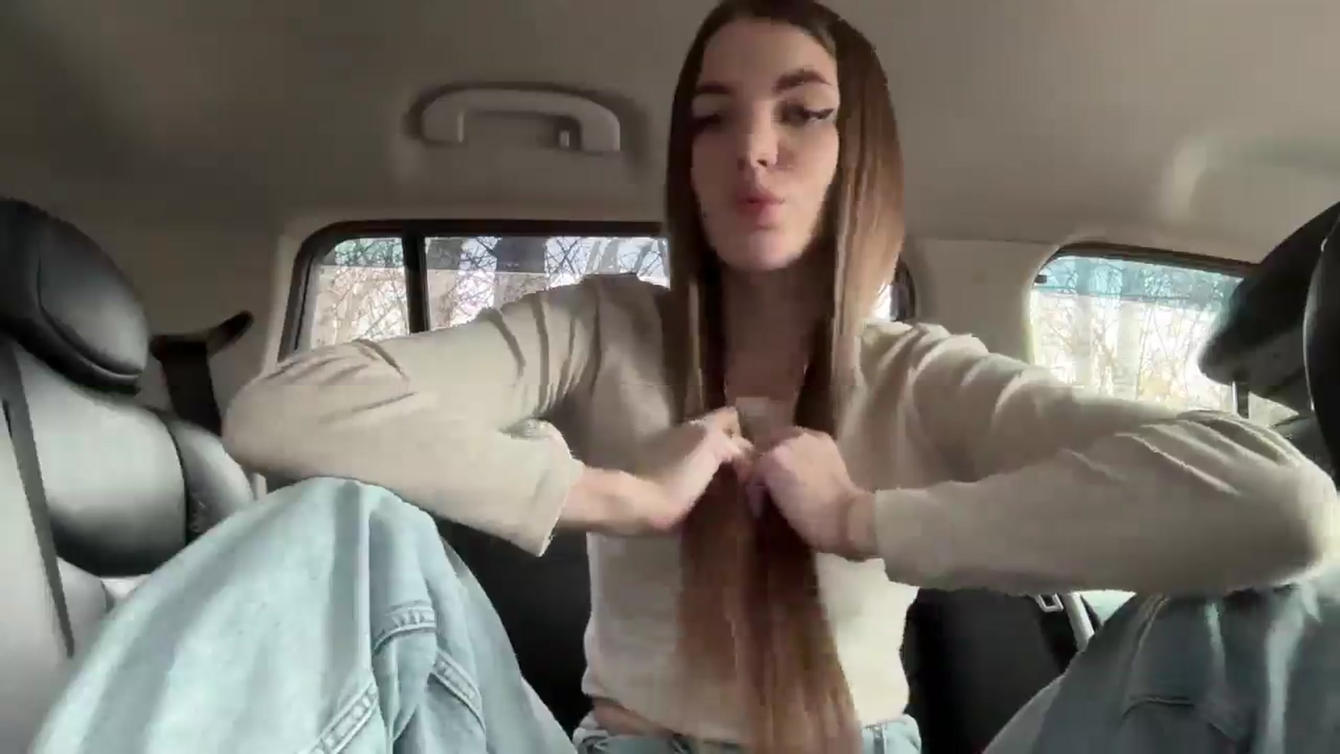 Gallery image thumbnail from Ihave_cookies's myfreecams stream on, 11/13/2025, 10:50 image 13 of 20