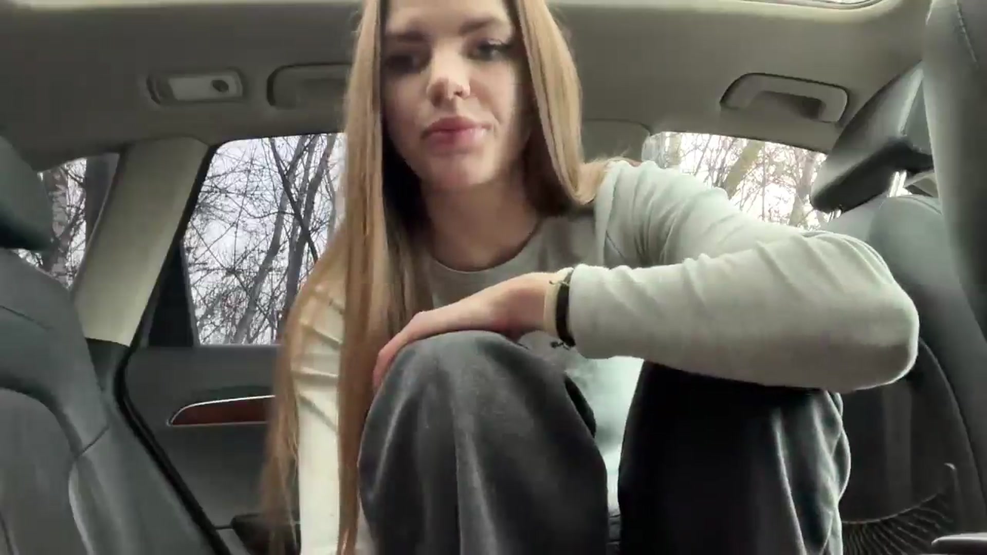 Gallery image thumbnail from Ihave_cookies's myfreecams stream on, 12/11/2025, 12:21 image 15 of 20