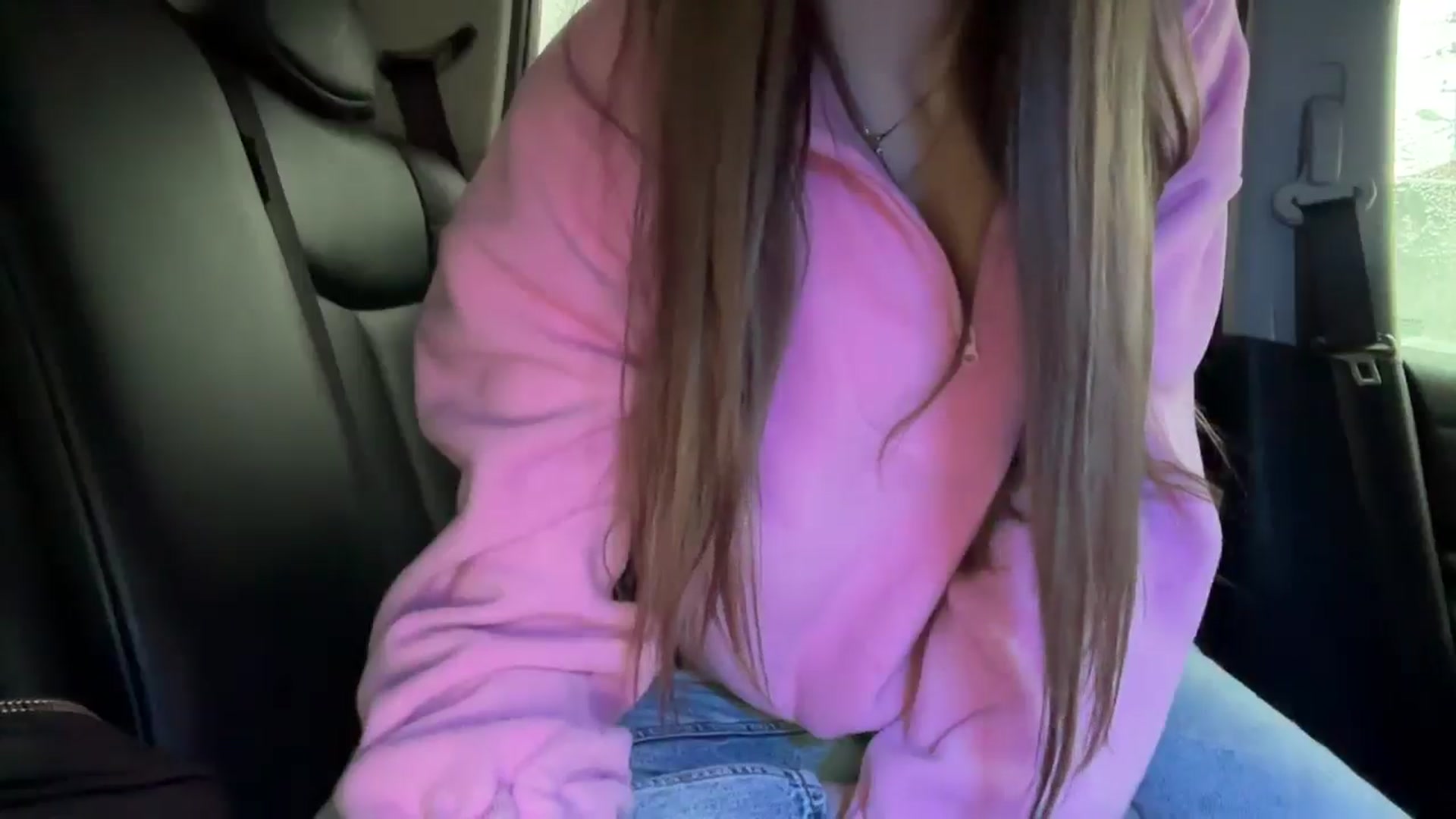 Gallery image thumbnail from Ihave_cookies's myfreecams stream on, 01/11/2026, 12:23 image 17 of 20